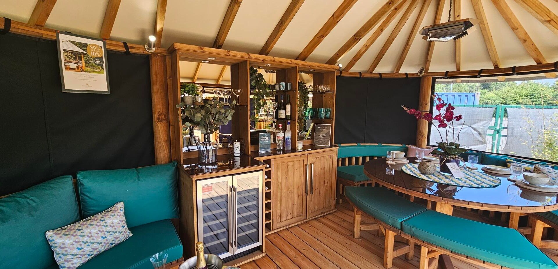 Oval Safari Ex-Display available at Plymouth (Devon)