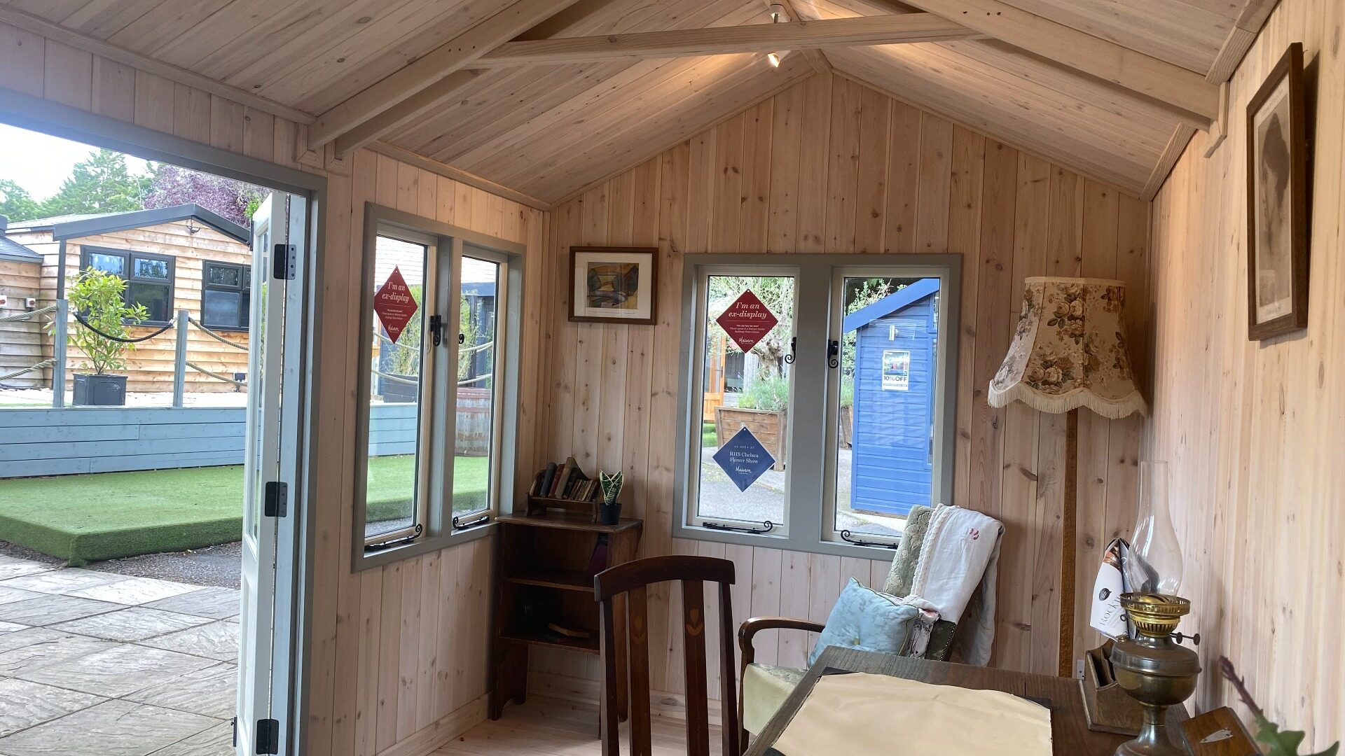 Bloomsbury Ex-Display available at Chippenham (Wiltshire)