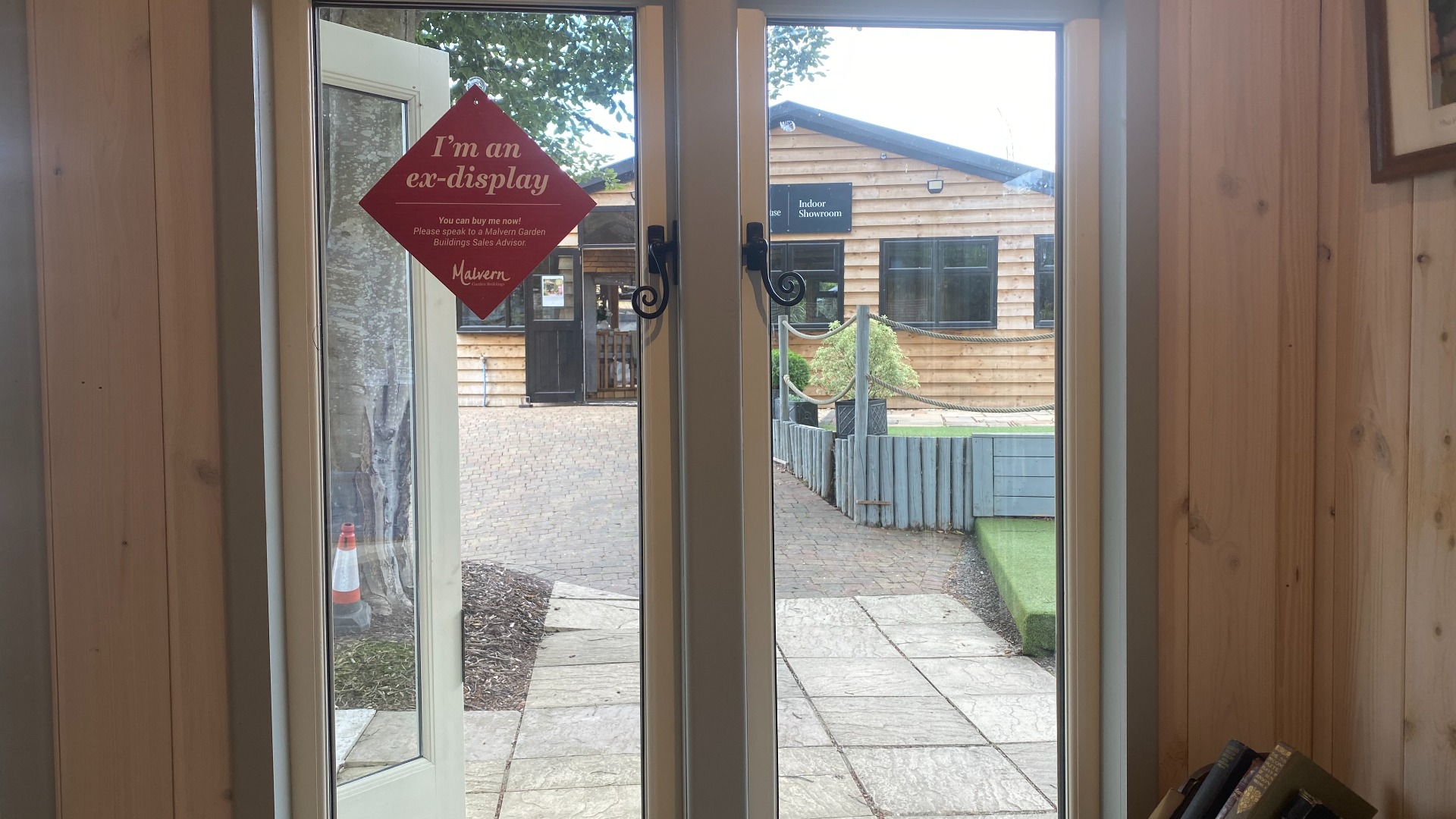Bloomsbury Ex-Display available at Chippenham (Wiltshire)