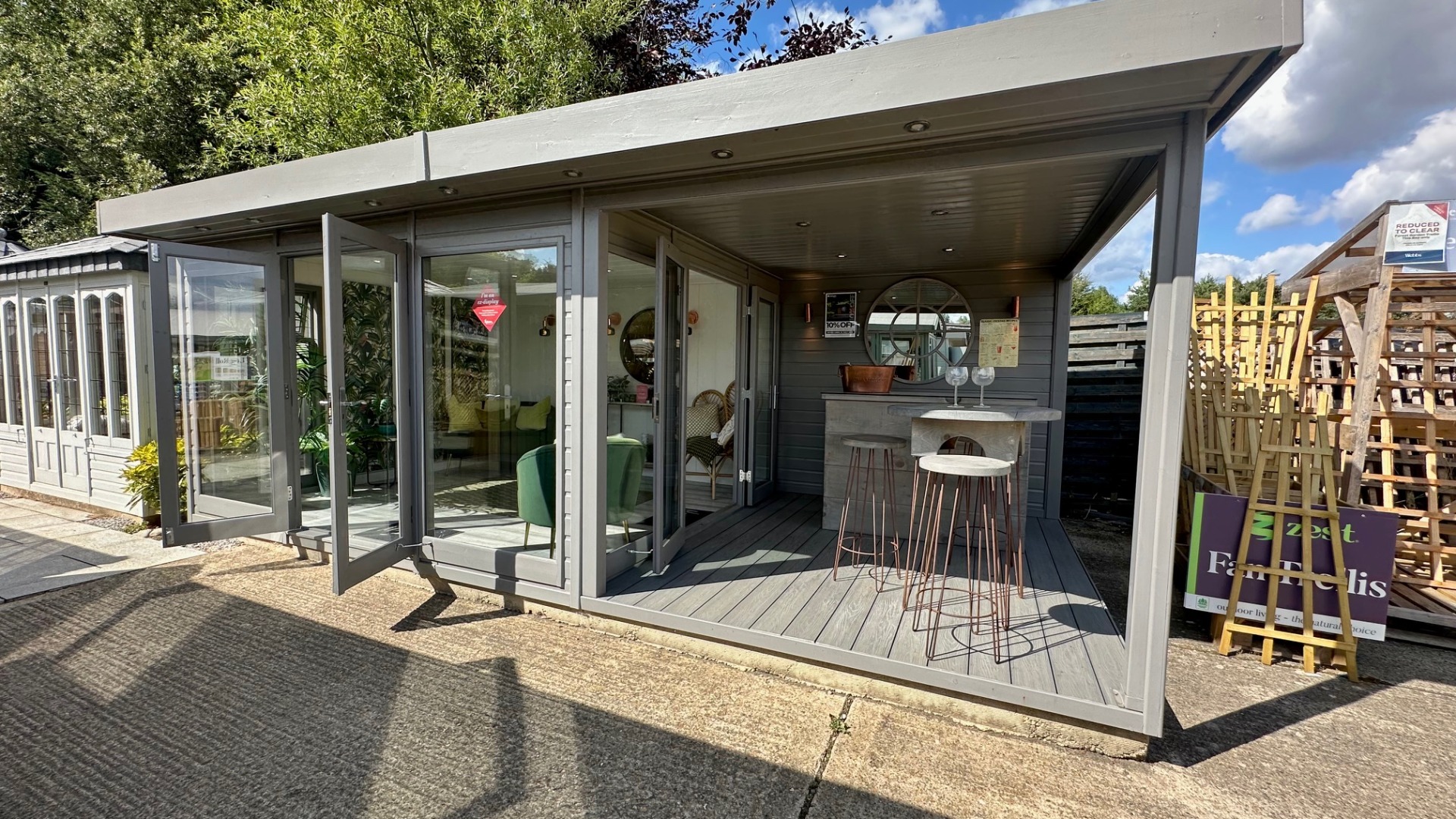 Studio Flat Ex-Display available at Abingdon (Oxfordshire)