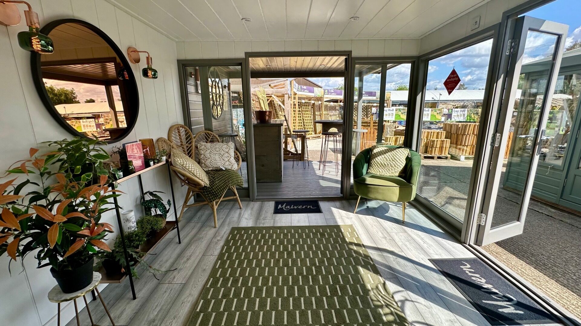Studio Flat Ex-Display available at Abingdon (Oxfordshire)