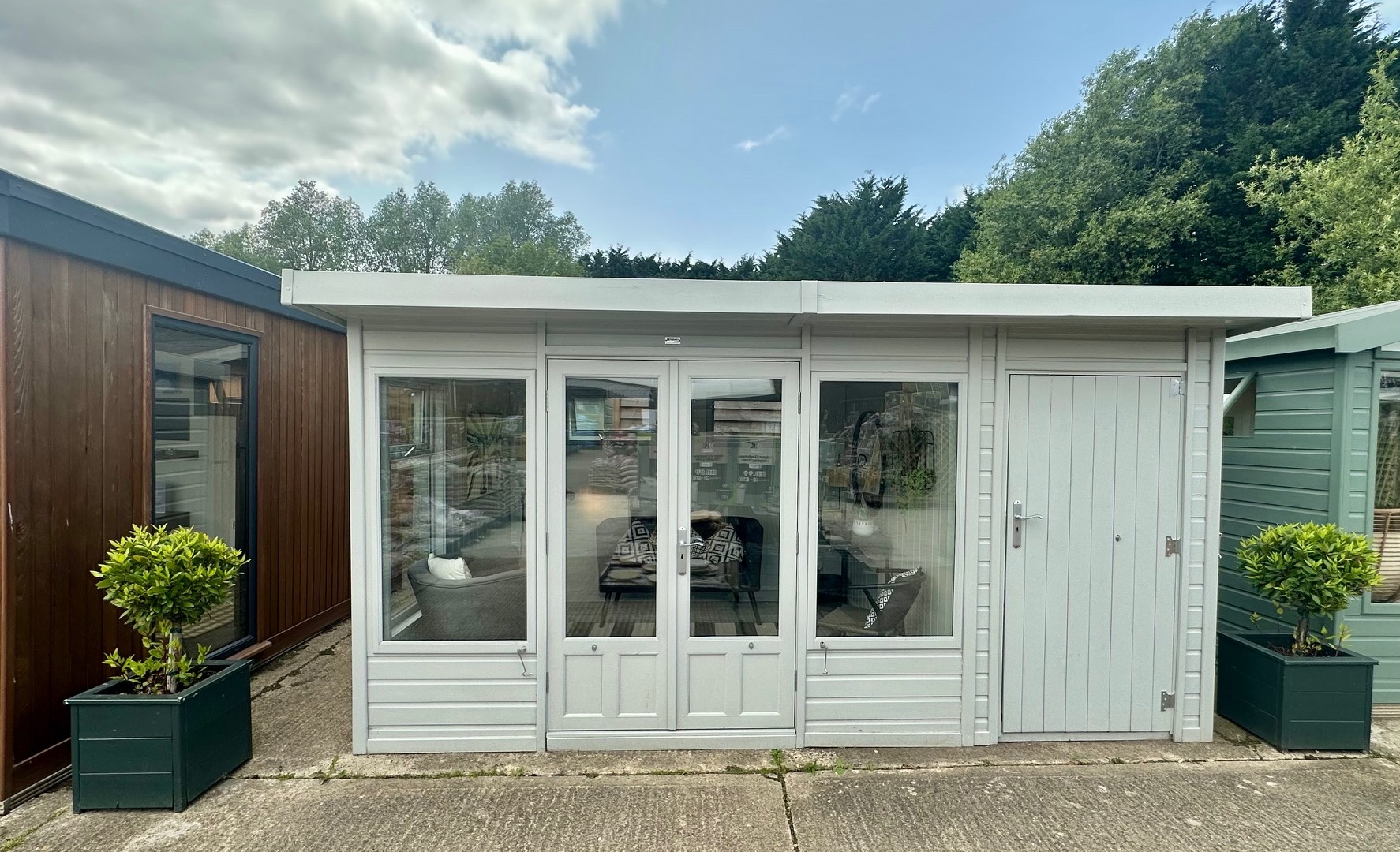 Studio Pent Ex-Display available at Abingdon (Oxfordshire)