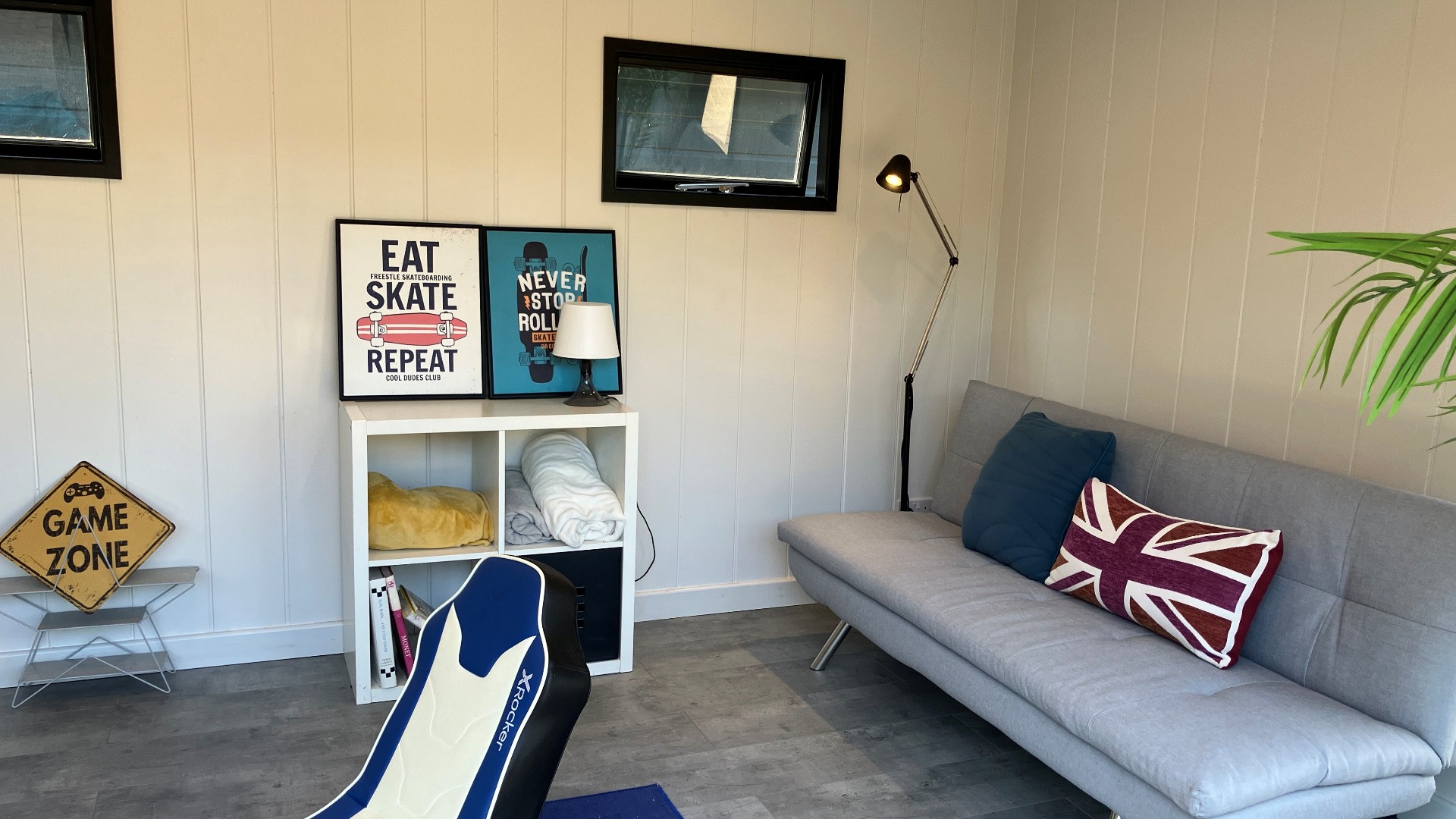 Studio Flat Ex-Display available at Shepperton (Greater London)