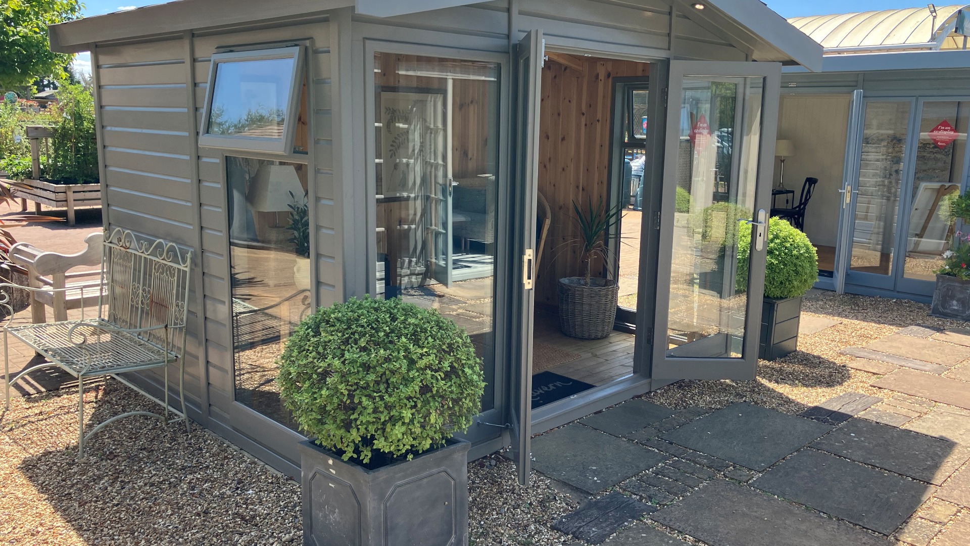 Studio Apex Ex-Display available at Shepperton (Greater London)
