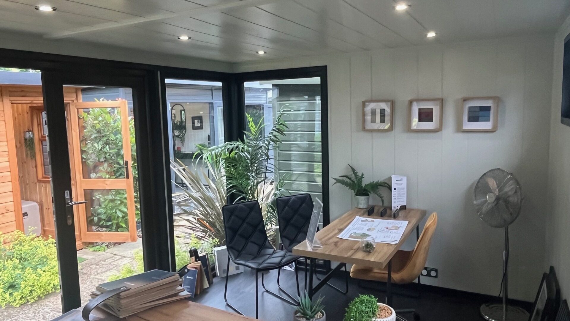 Hanley Ex-Display available at Buckingham (Buckinghamshire)