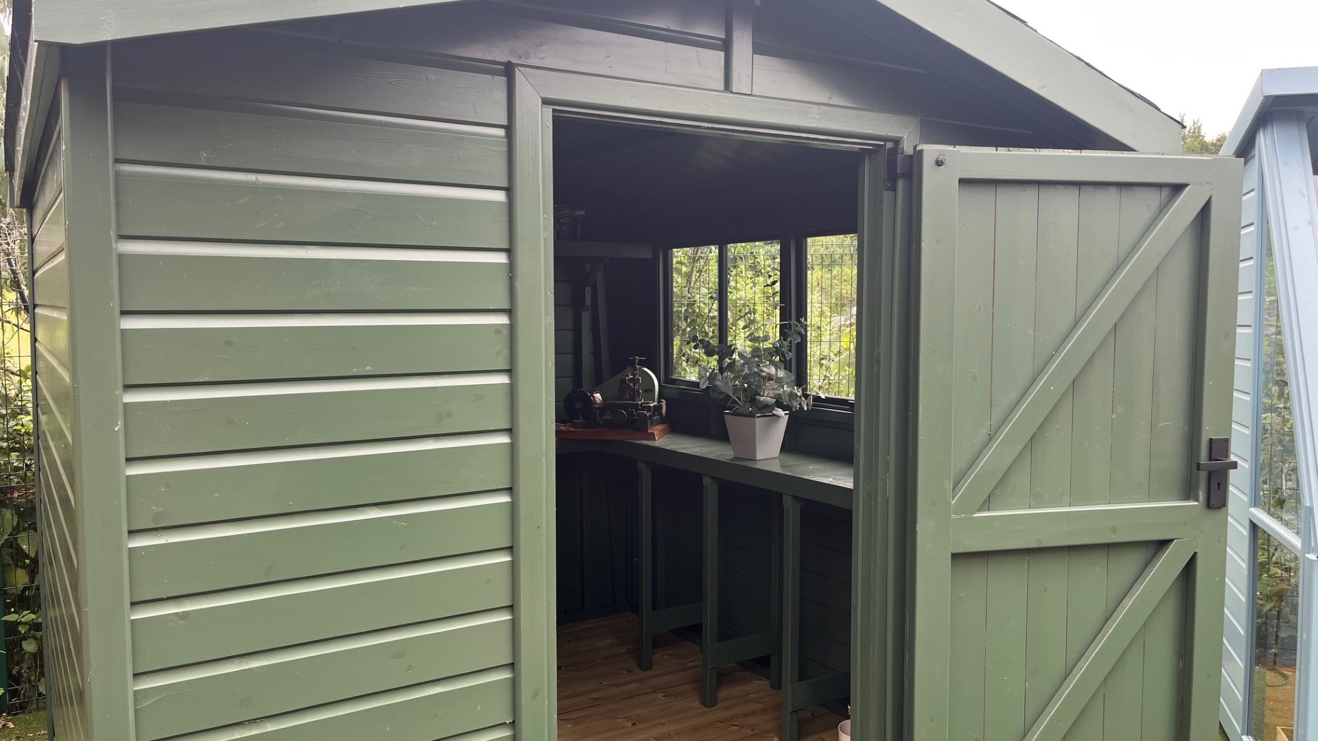 Malvern Heavy Duty Apex Ex-Display available at Buckingham (Buckinghamshire)