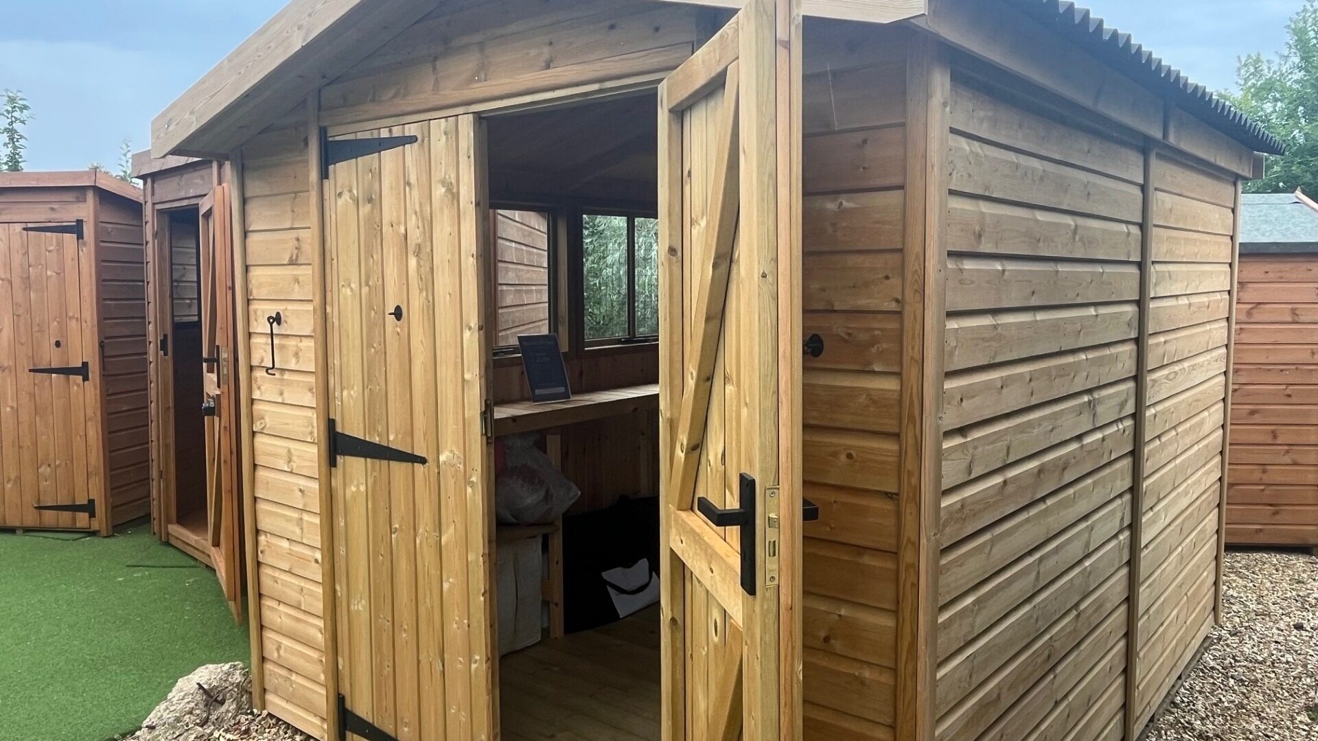 Malvern Heavy Duty Apex Ex-Display available at Buckingham (Buckinghamshire)