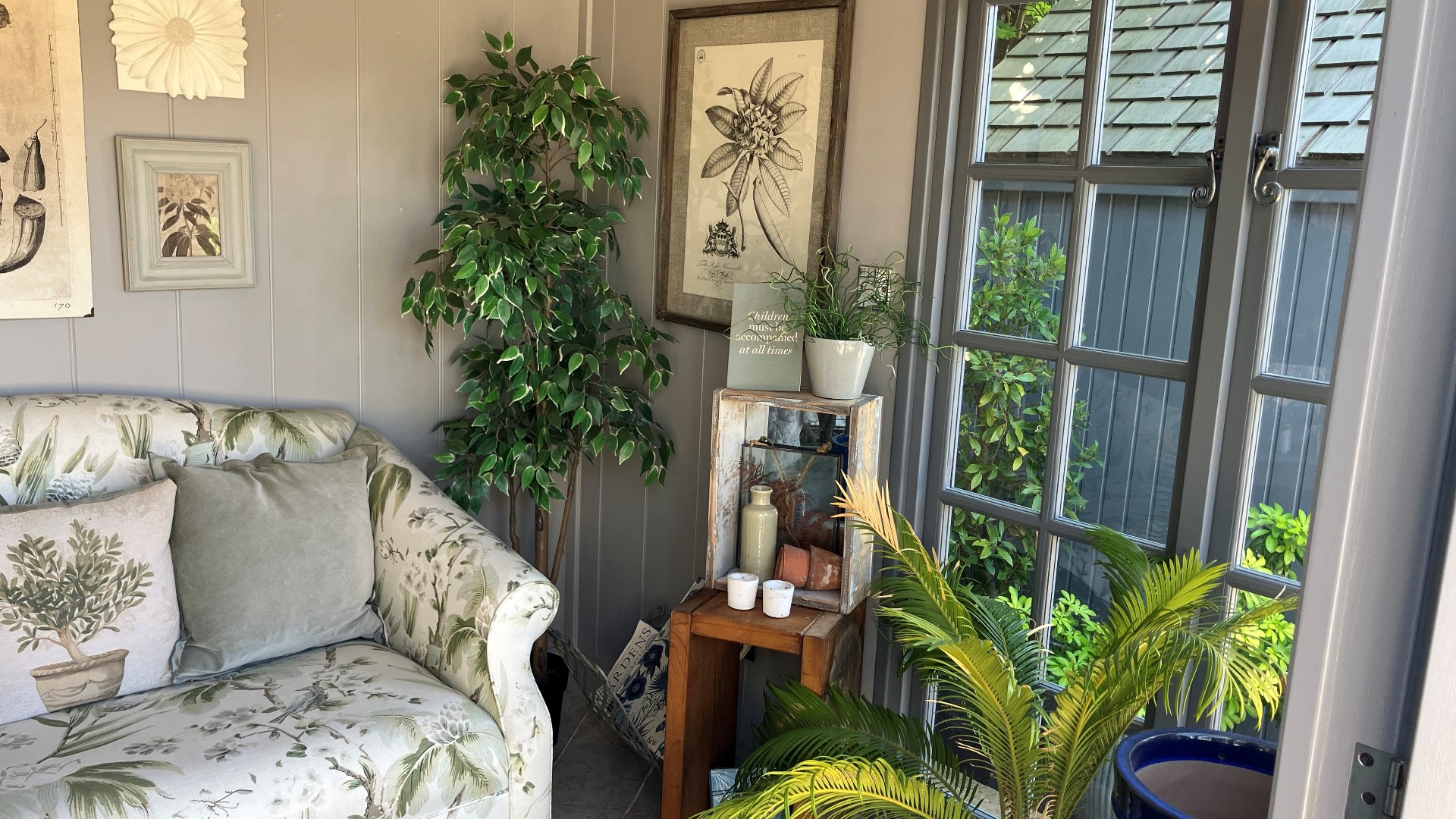 Kew Garden Room Ex-Display available at Shepperton (Greater London)