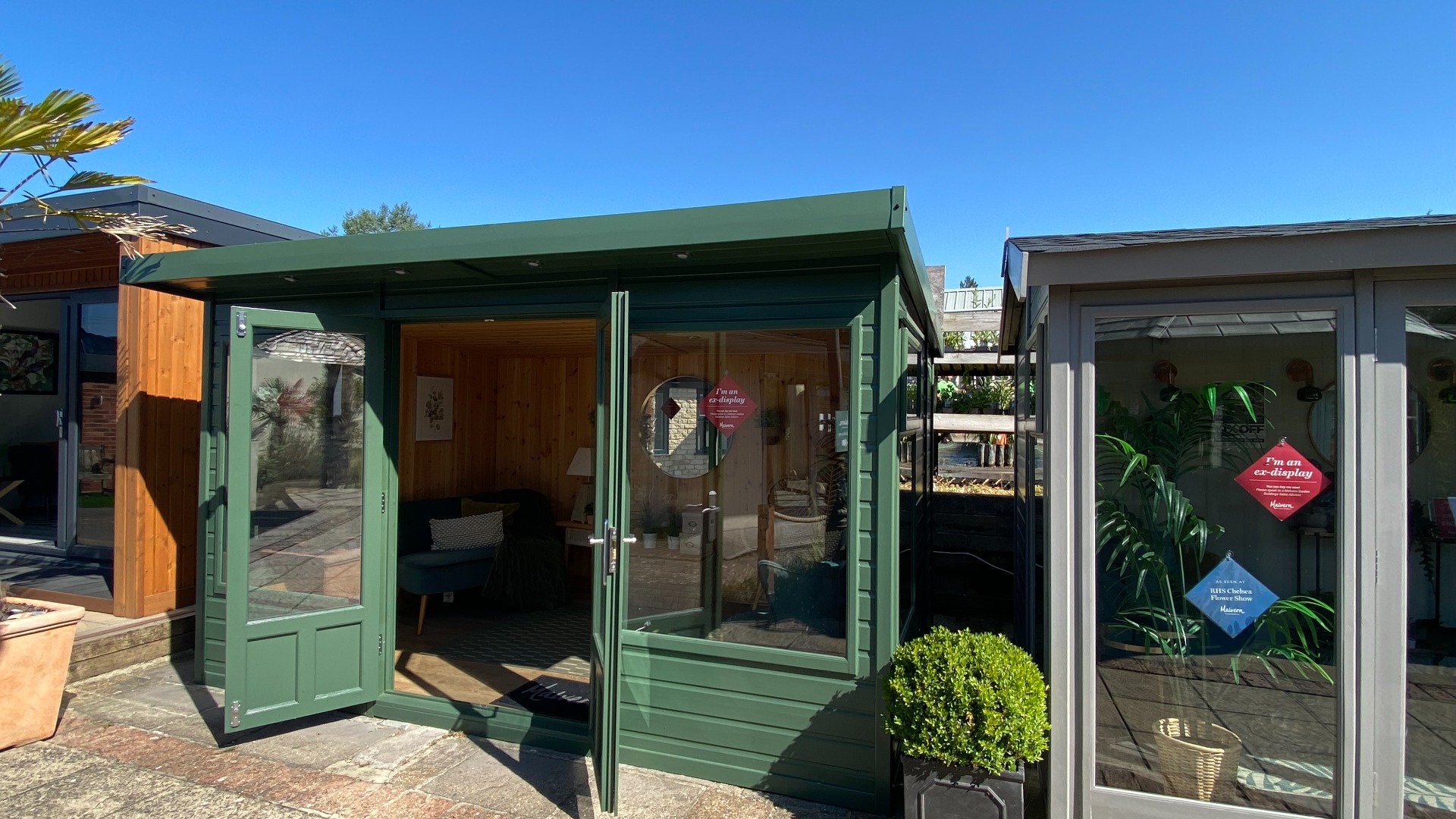 Studio Pent Ex-Display available at Chippenham (Wiltshire)