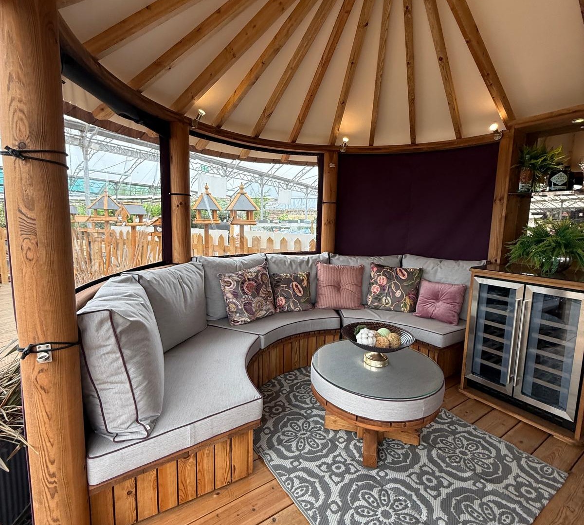 Oval Safari  Ex-Display available at Newhaven (Sussex)