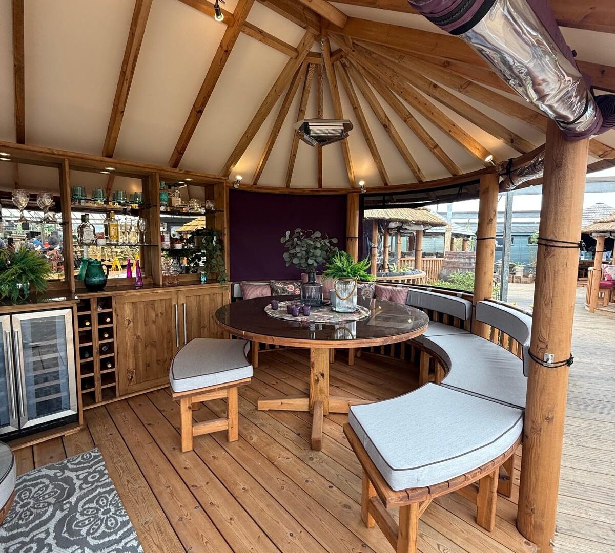Oval Safari  Ex-Display available at Newhaven (Sussex)
