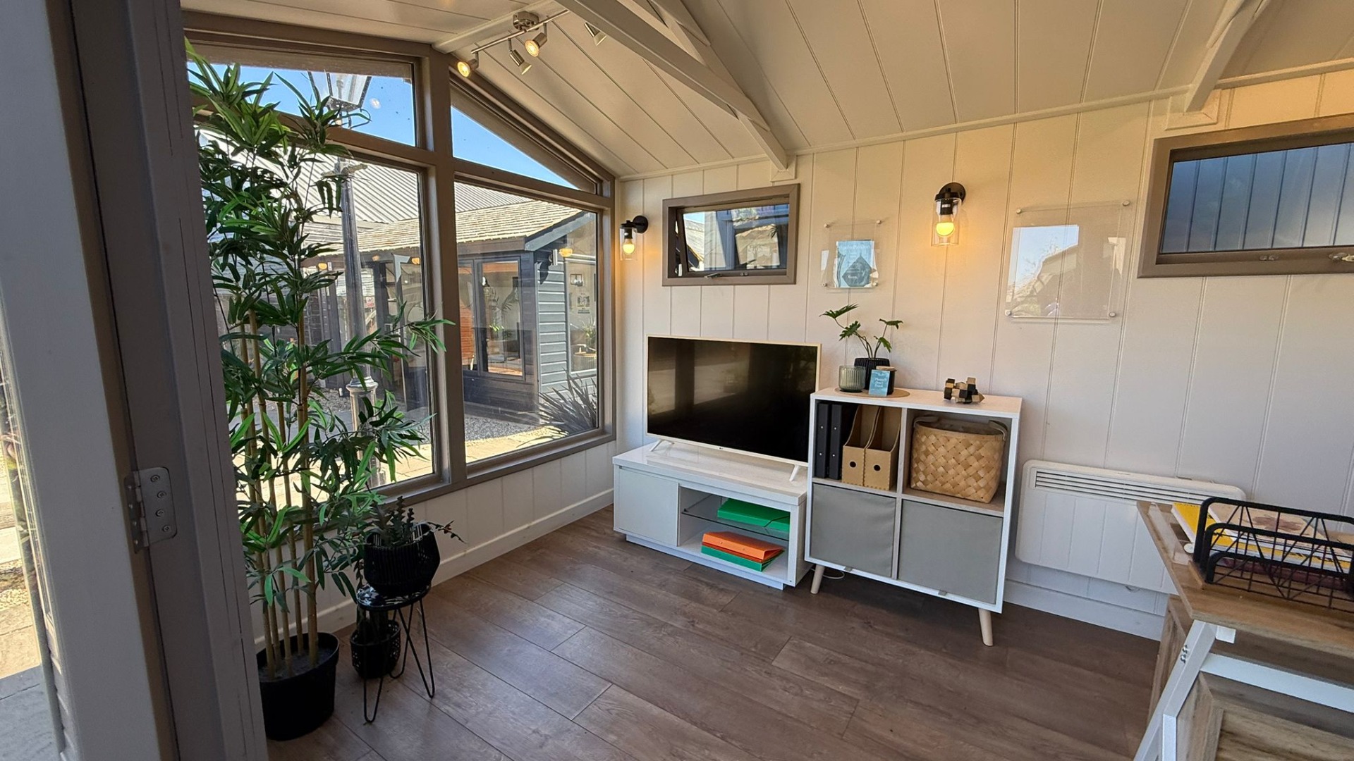 Studio Pavilion  Ex-Display available at Horsham (Sussex)