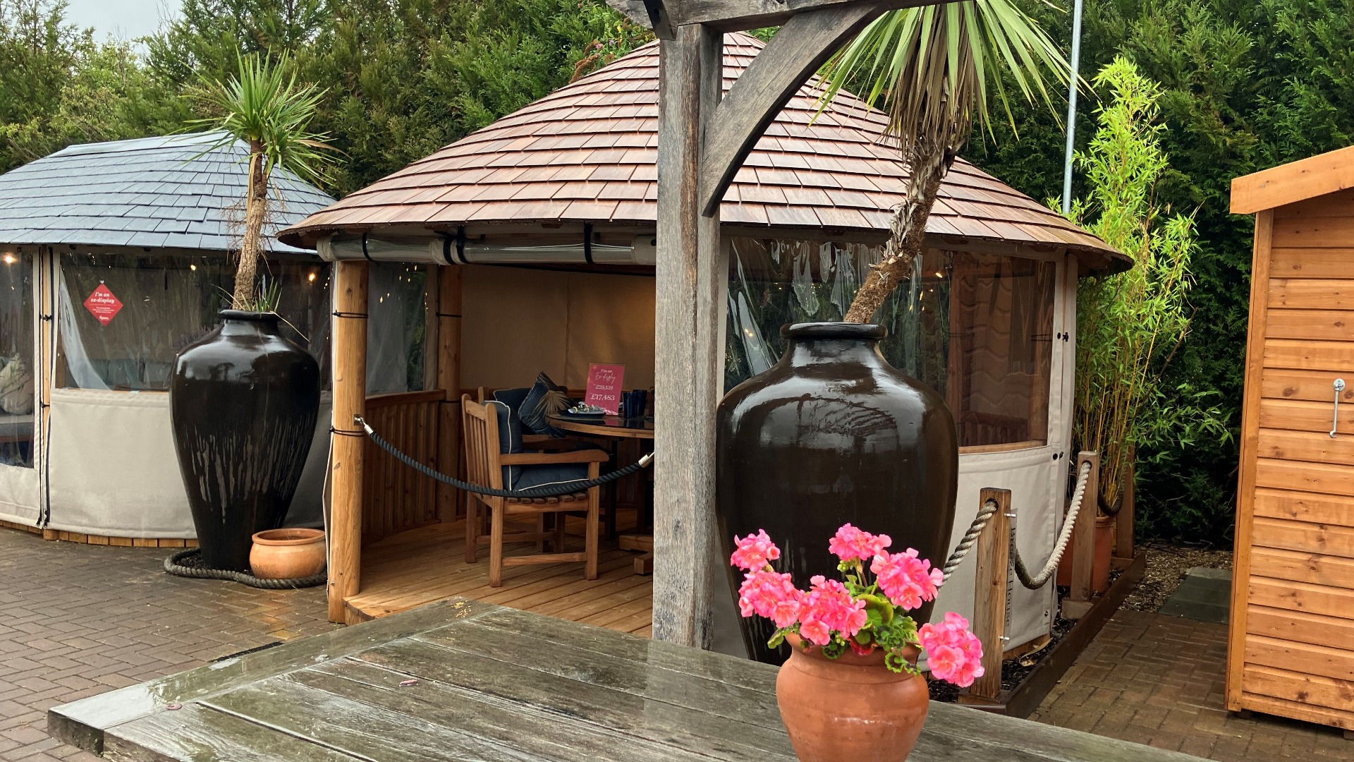 Amanzi Ex-Display available at Shepperton (Greater London)