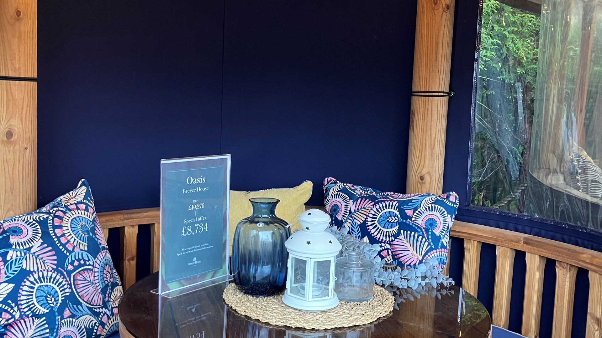 Oasis Ex-Display available at Shepperton (Greater London)