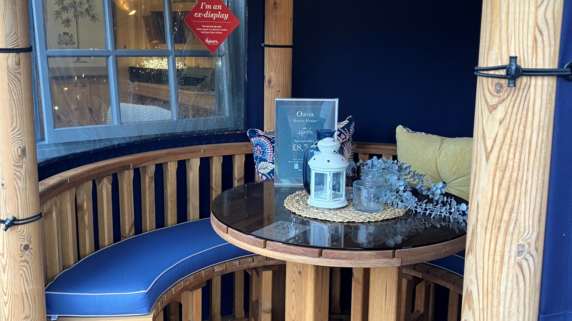 Oasis Ex-Display available at Shepperton (Greater London)