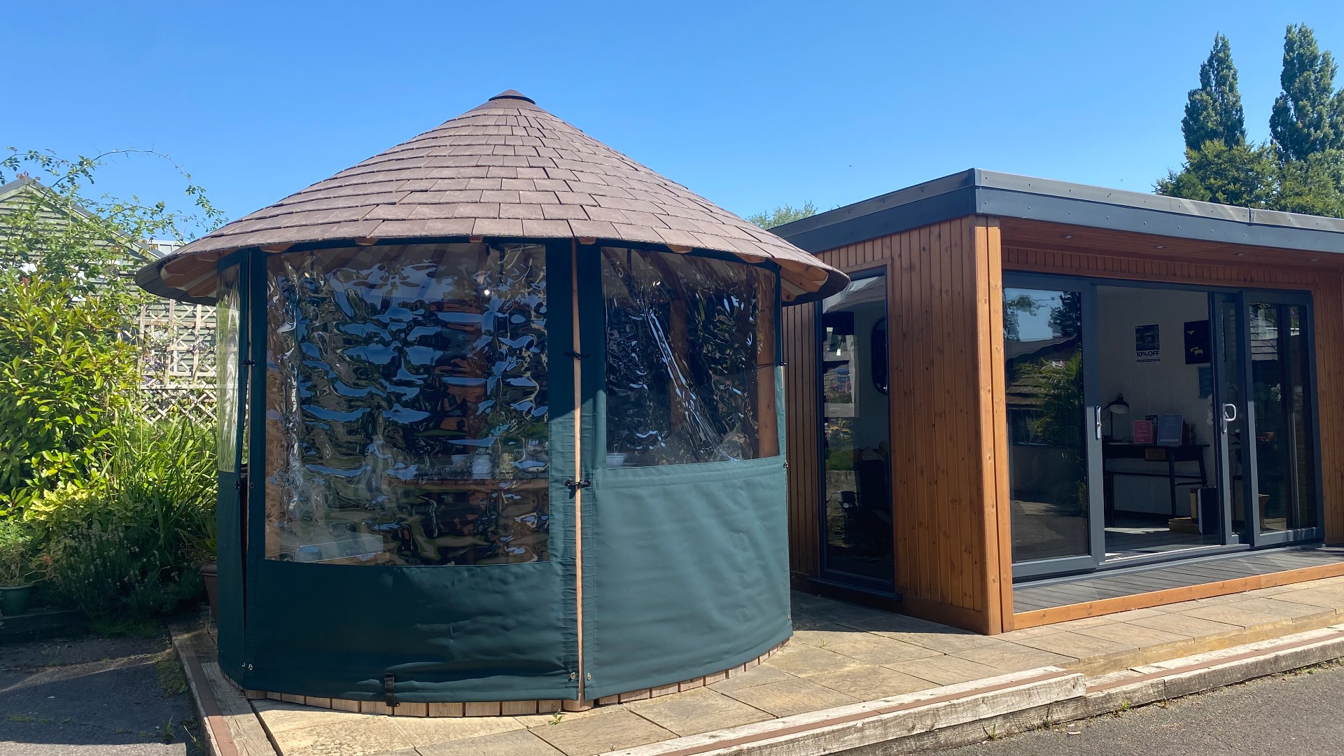 Safari Ex-Display available at Chippenham (Wiltshire)