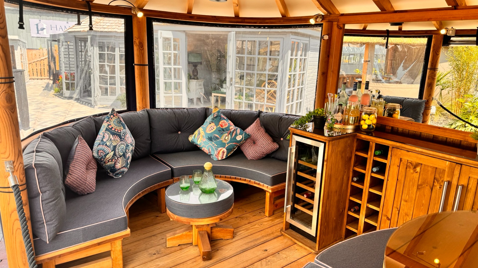 Oval Savannah Ex-Display available at Penrith (Cumbria)