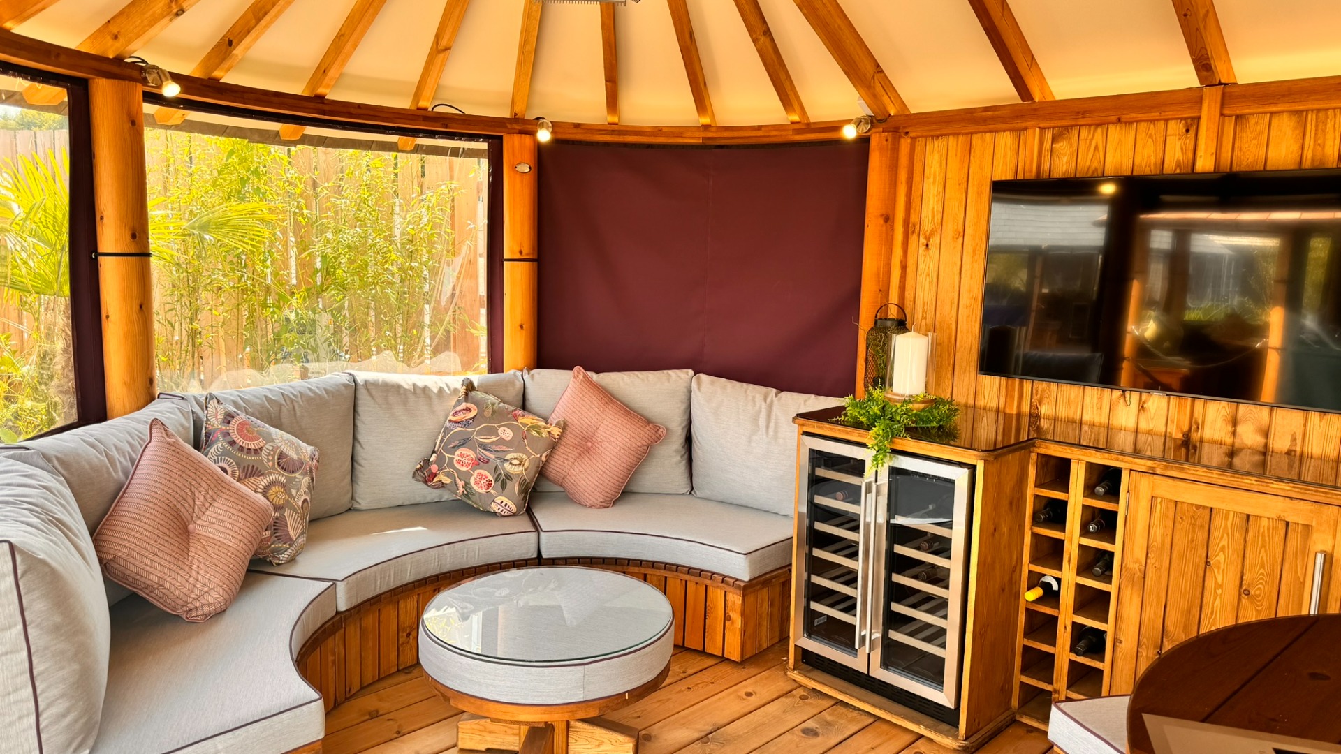 Oval Safari Ex-Display available at Penrith (Cumbria)