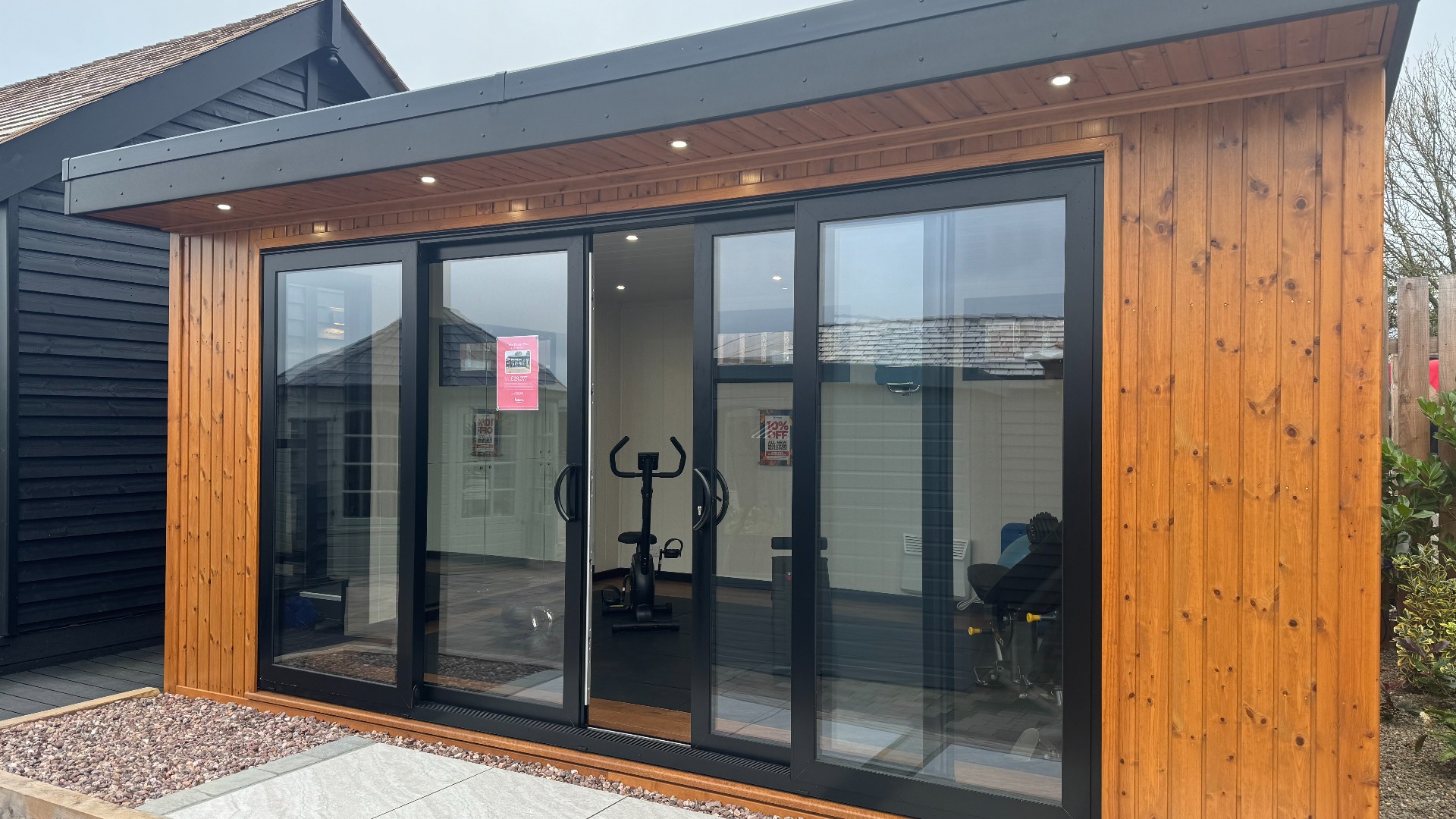 Hanley Ex-Display available at Penrith (Cumbria)