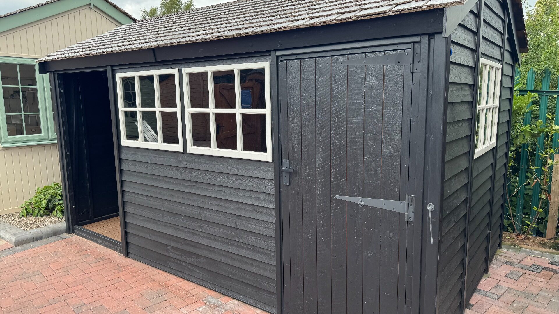 Malvern Heavy Duty Reverse Apex With Tidystore Ex-Display available at Penrith (Cumbria)