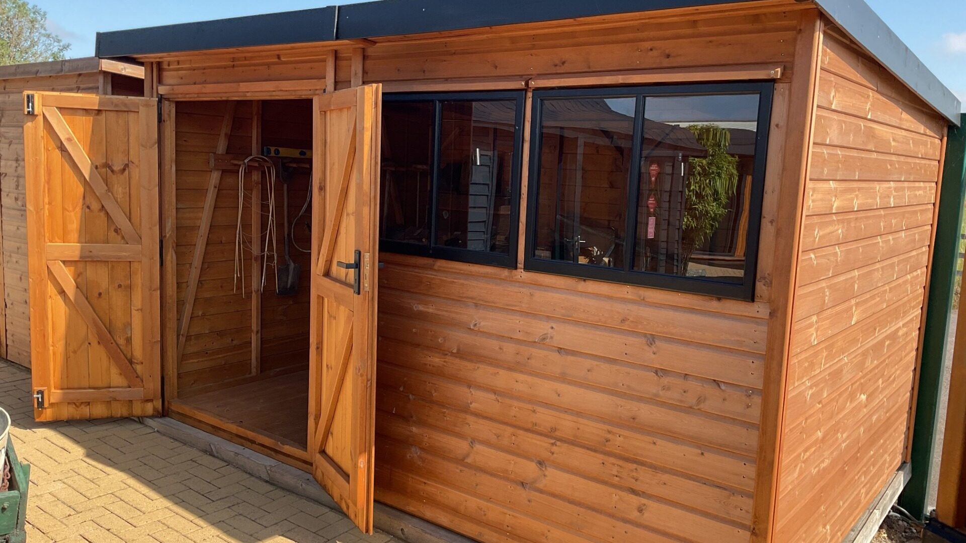 Malvern Heavy Duty Pent Ex-Display available at Nottingham (Nottinghamshire)