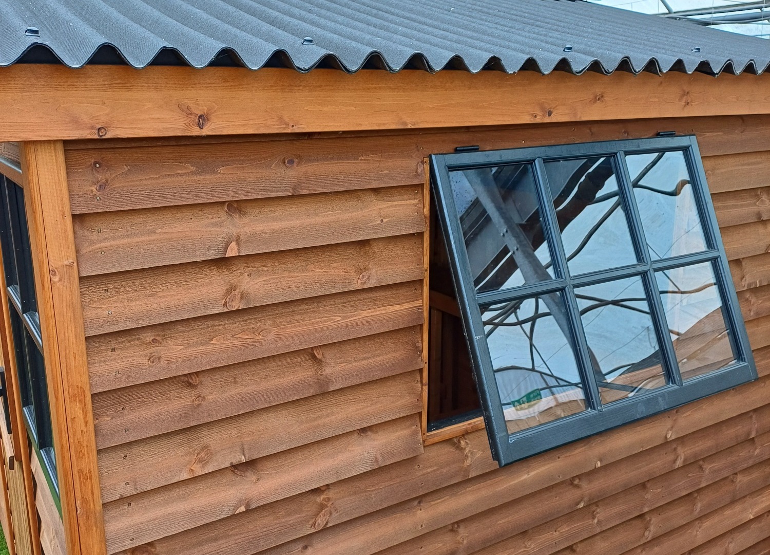 Malvern Heavy Duty Apex Ex-Display available at Hassocks (Sussex)