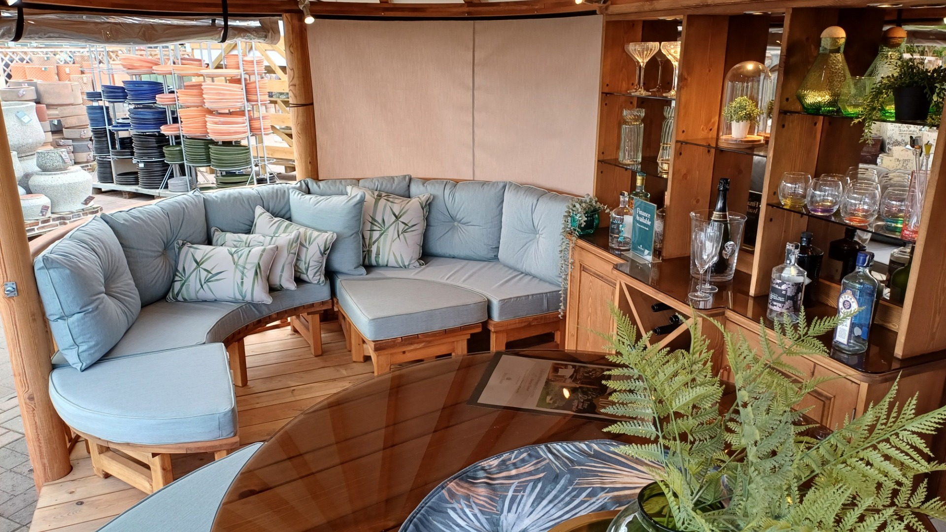 Oval Savannah Ex-Display available at Hassocks (Sussex)
