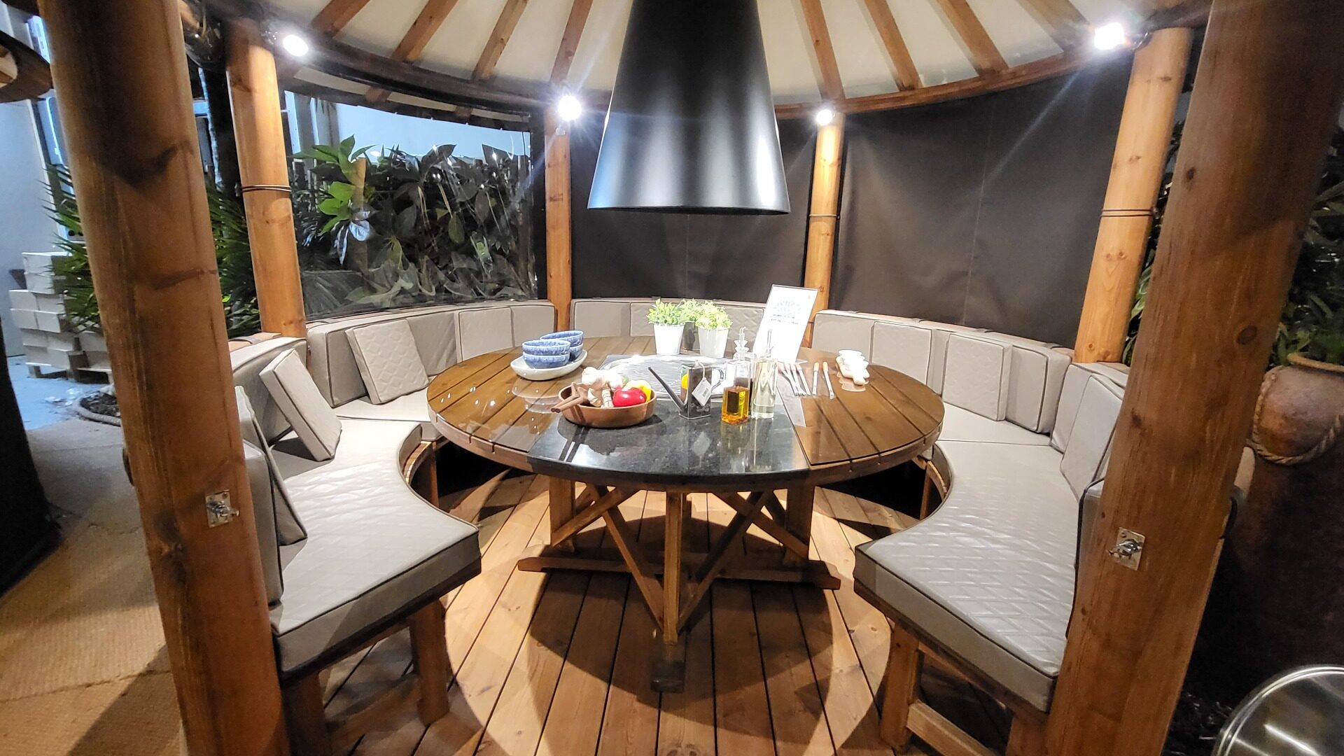 Safari Grill Ex-Display available at Leek (Staffordshire)