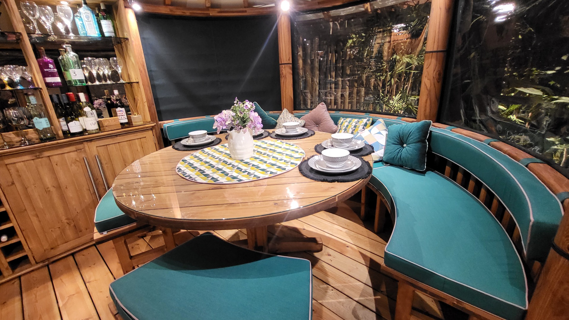 Oval Safari Breeze House Ex-Display available at Leek (Staffordshire)