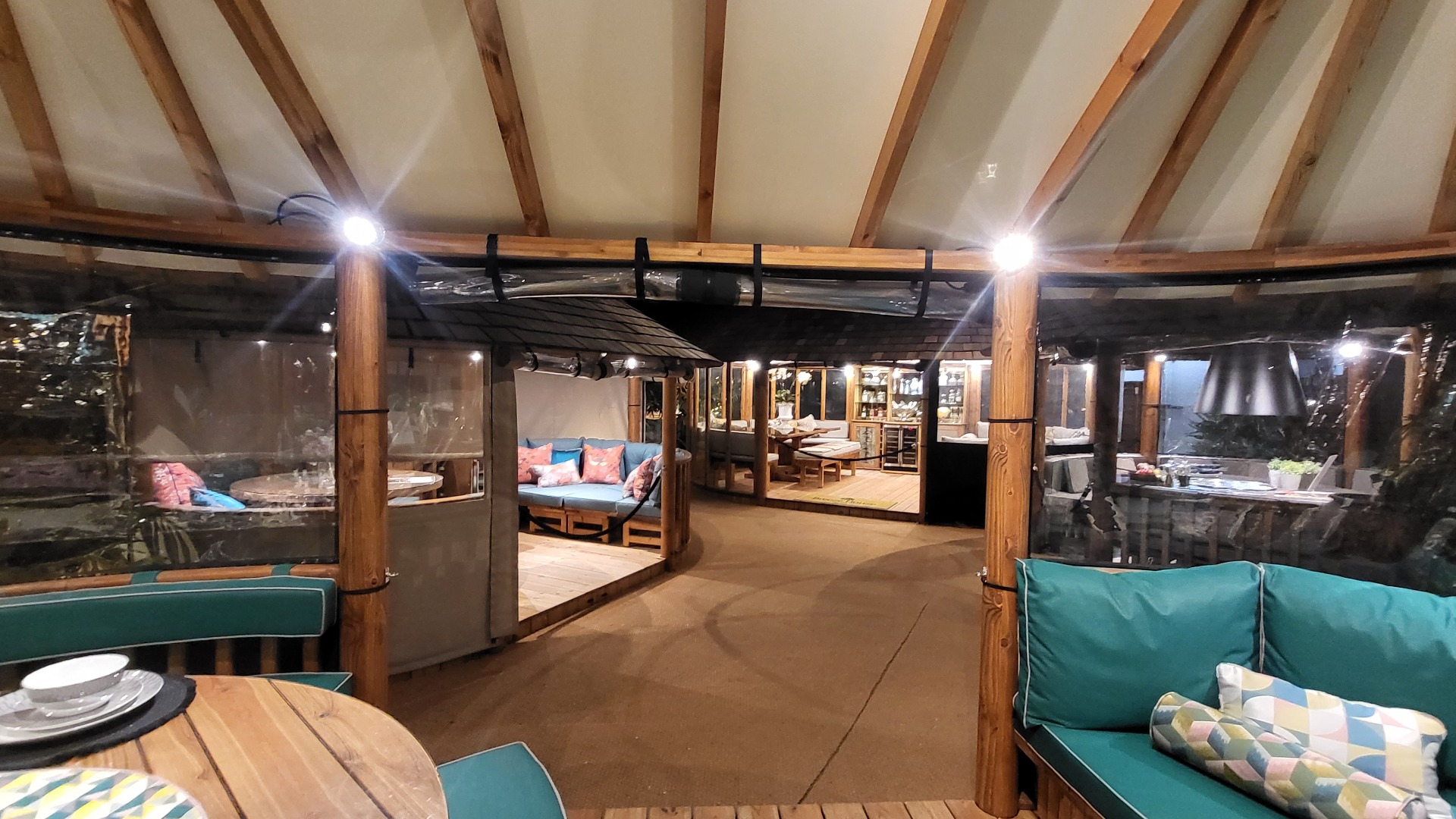 Oval Safari Breeze House Ex-Display available at Leek (Staffordshire)