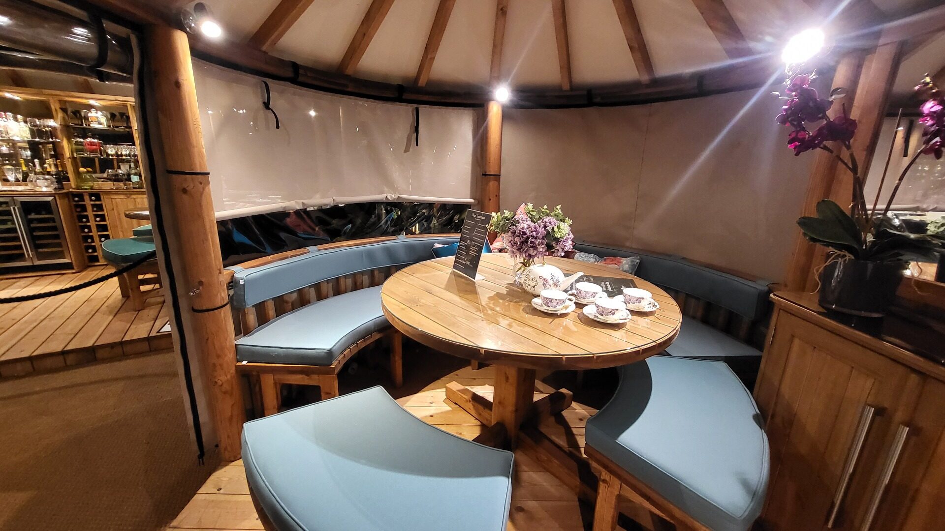 Oval Savannah Breeze House Ex-Display available at Leek (Staffordshire)