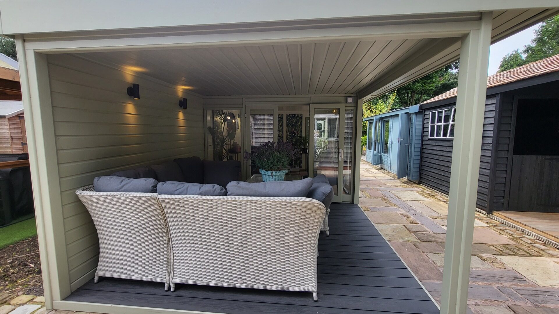 Studio Flat Open Deck Ex-Display available at Leek (Staffordshire)