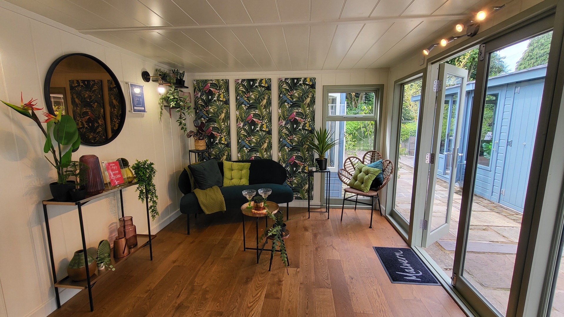 Studio Flat Open Deck Ex-Display available at Leek (Staffordshire)