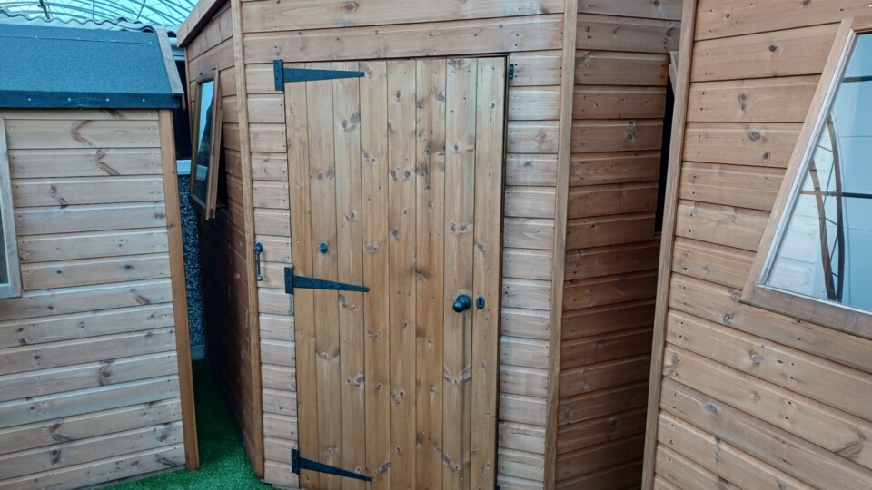 Bewdley Corner Ex-Display available at Hassocks (Sussex)