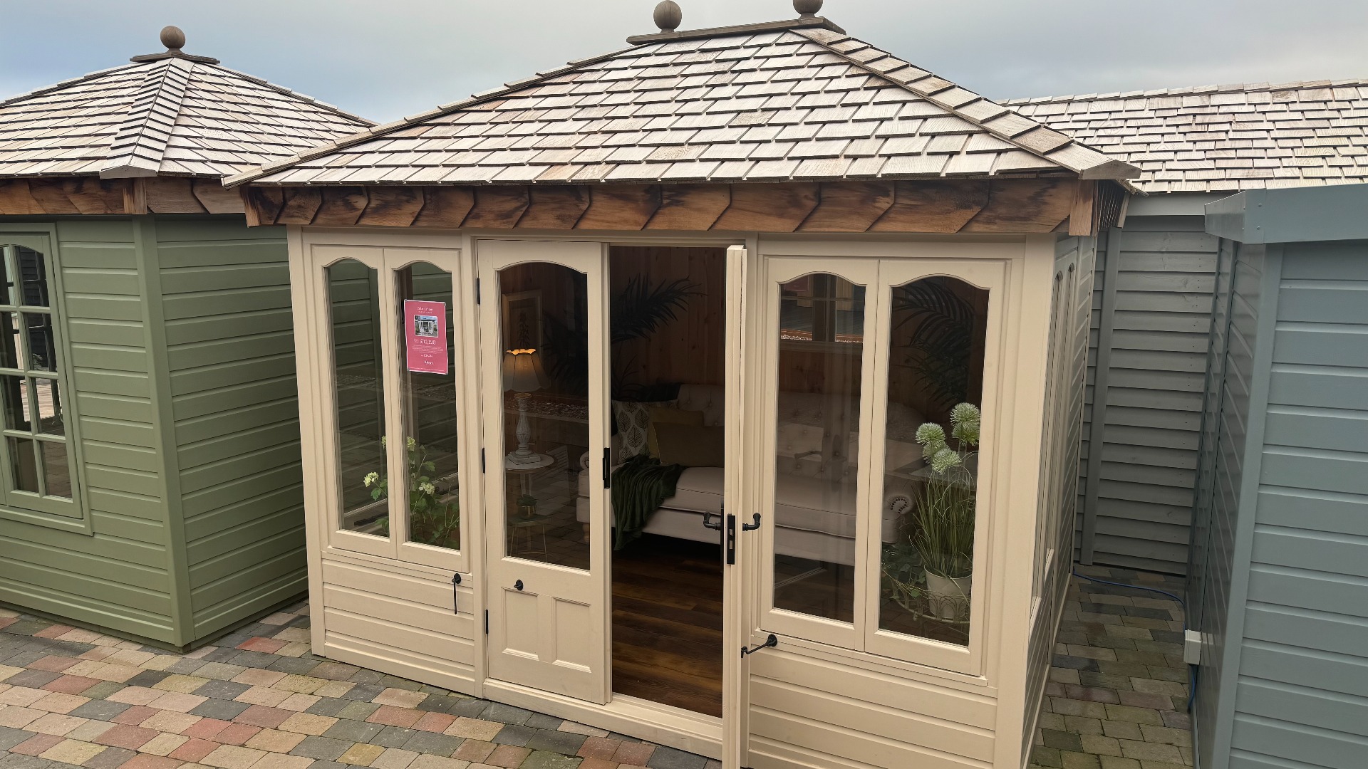 Ashton Ex-Display available at Penrith (Cumbria)
