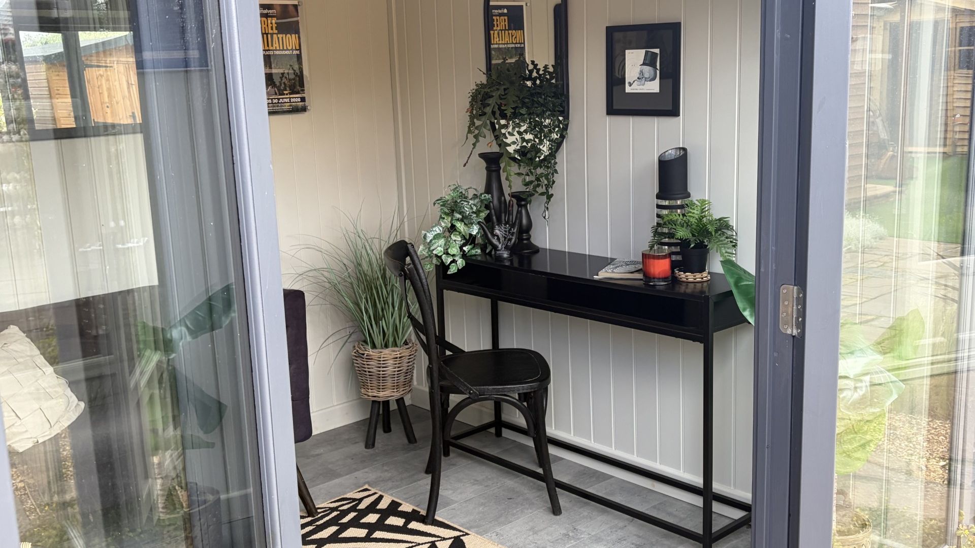 Studio Pent Ex-Display available at Buckingham (Buckinghamshire)