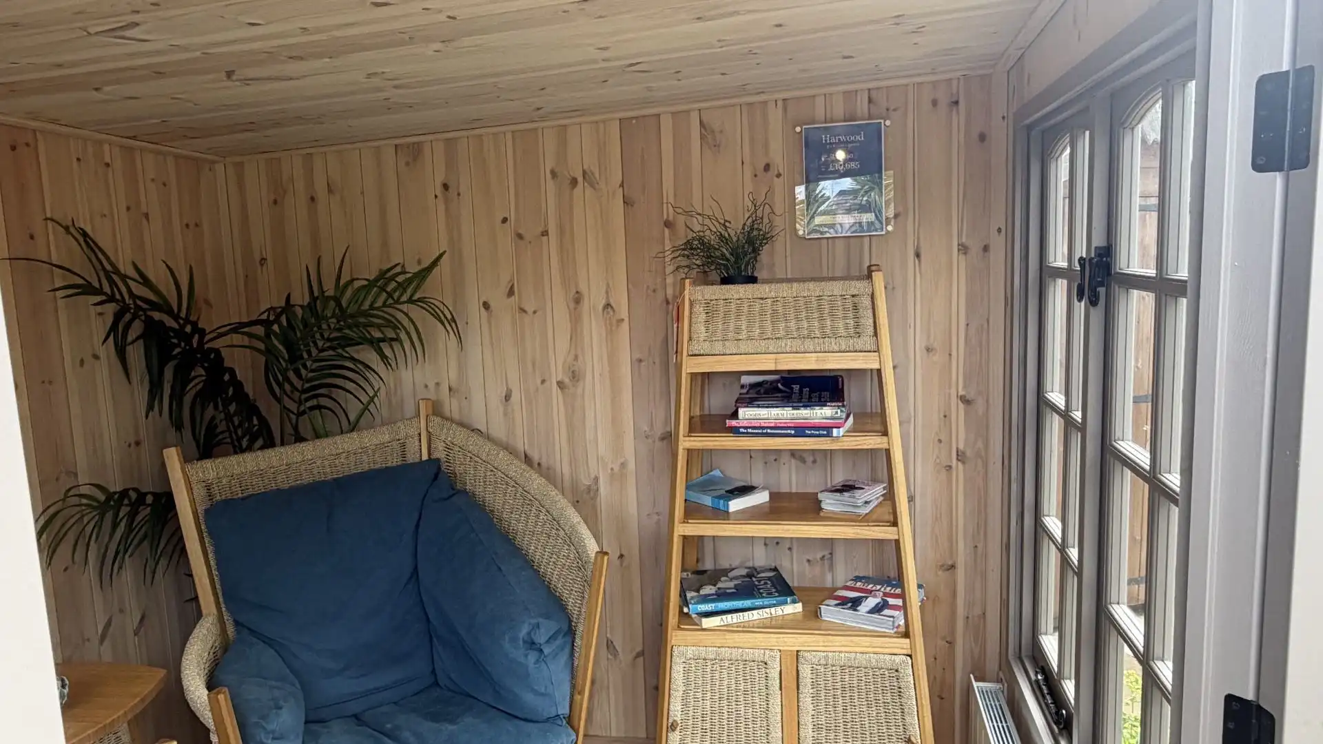 Harwood Ex-Display available at Buckingham (Buckinghamshire)
