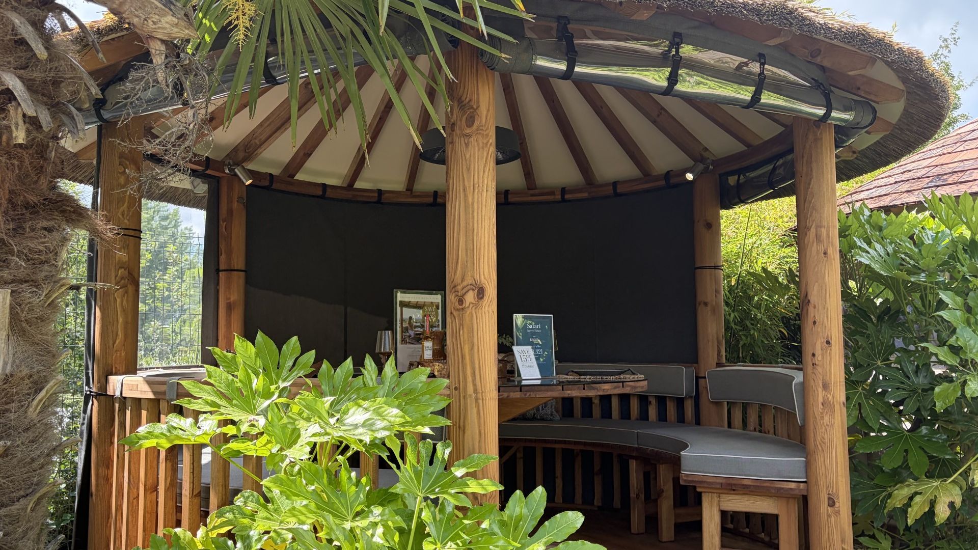 Safari Ex-Display available at Buckingham (Buckinghamshire)