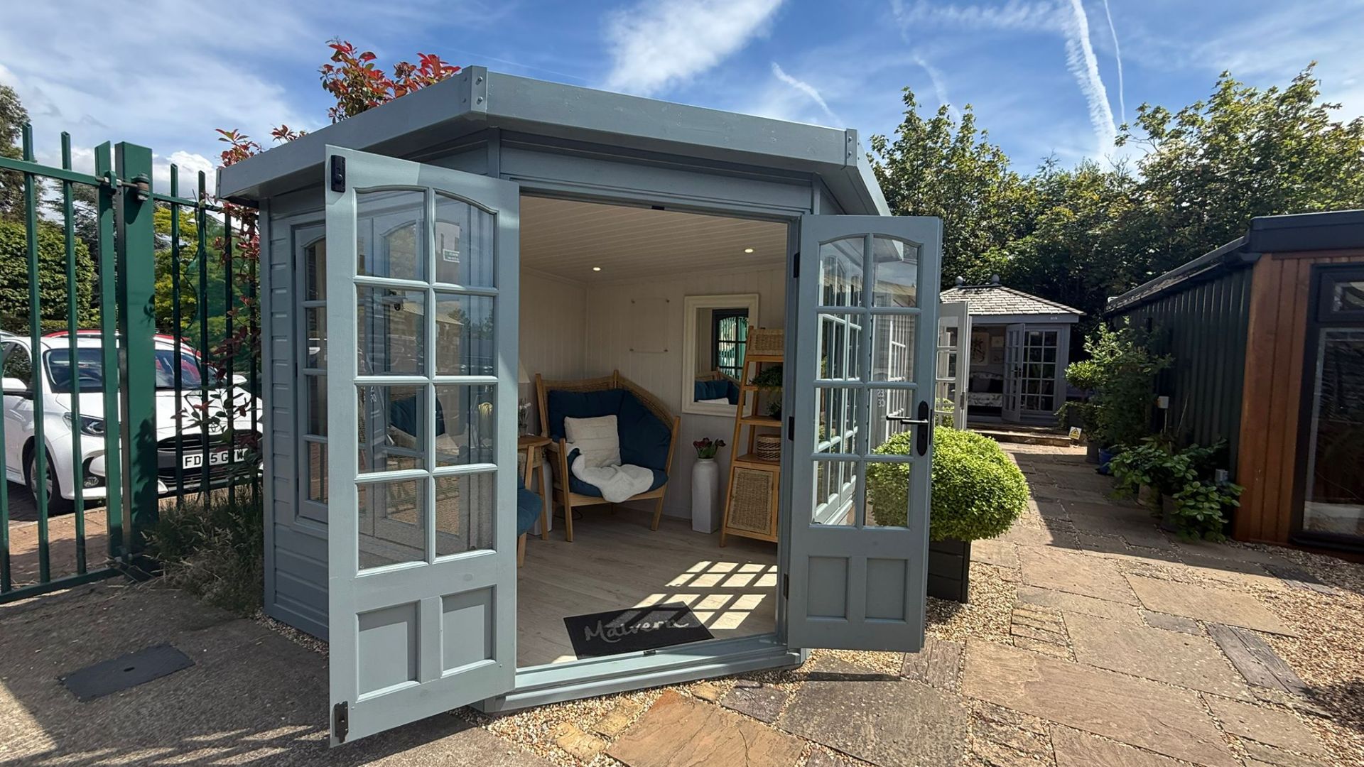 Harwood Ex-Display available at Shepperton (Greater London)