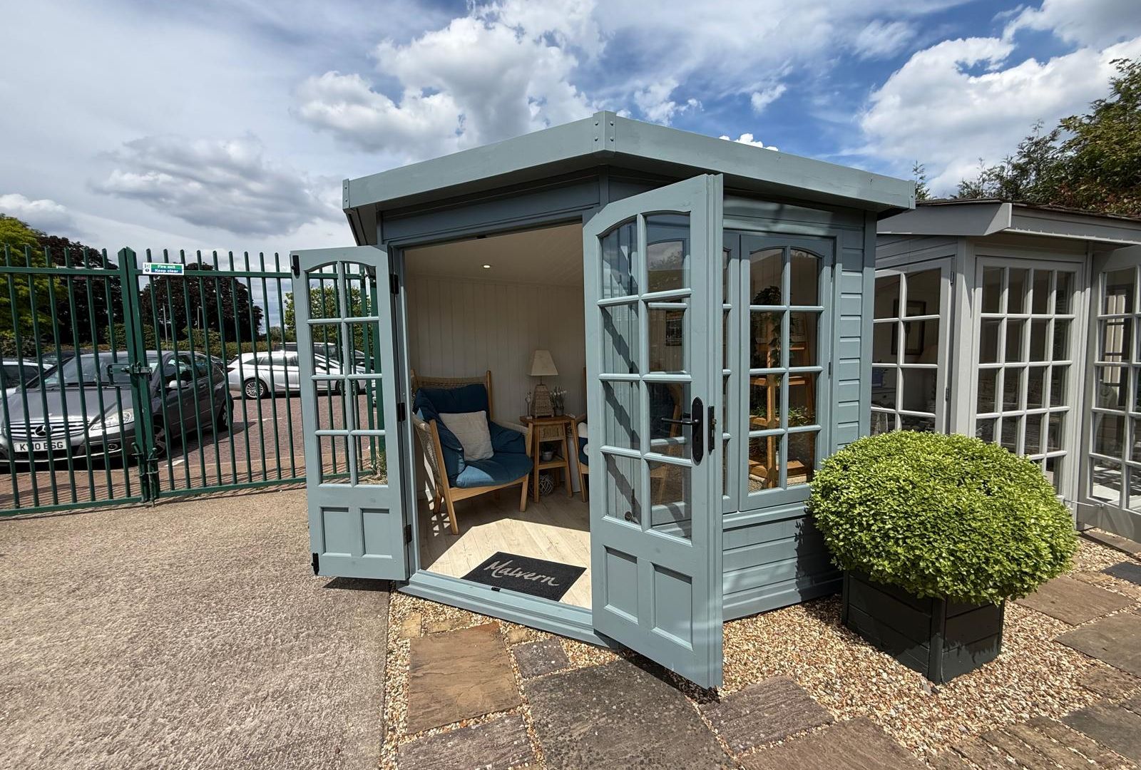 Harwood Ex-Display available at Shepperton (Greater London)
