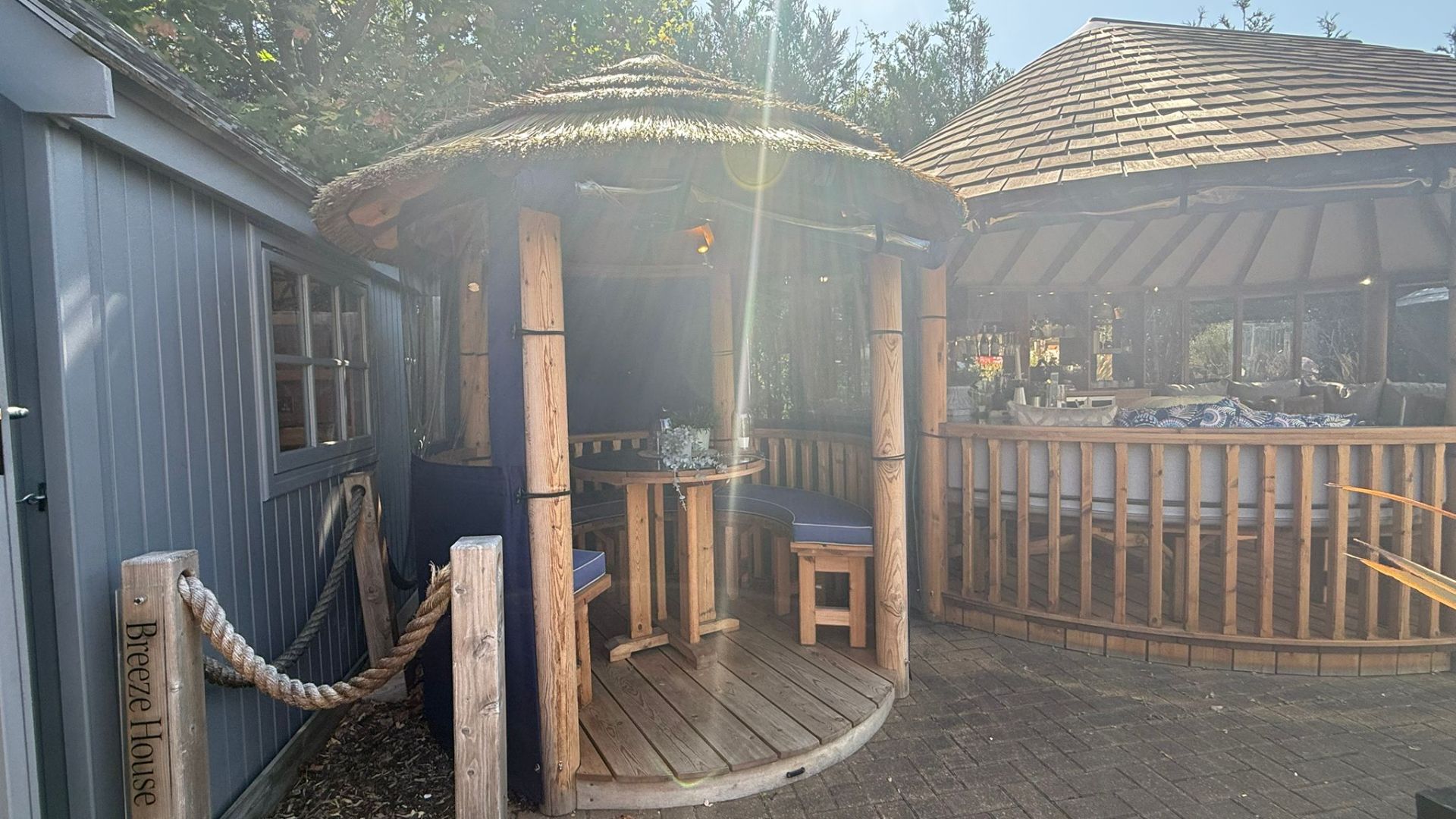 Oasis Ex-Display available at Shepperton (Greater London)