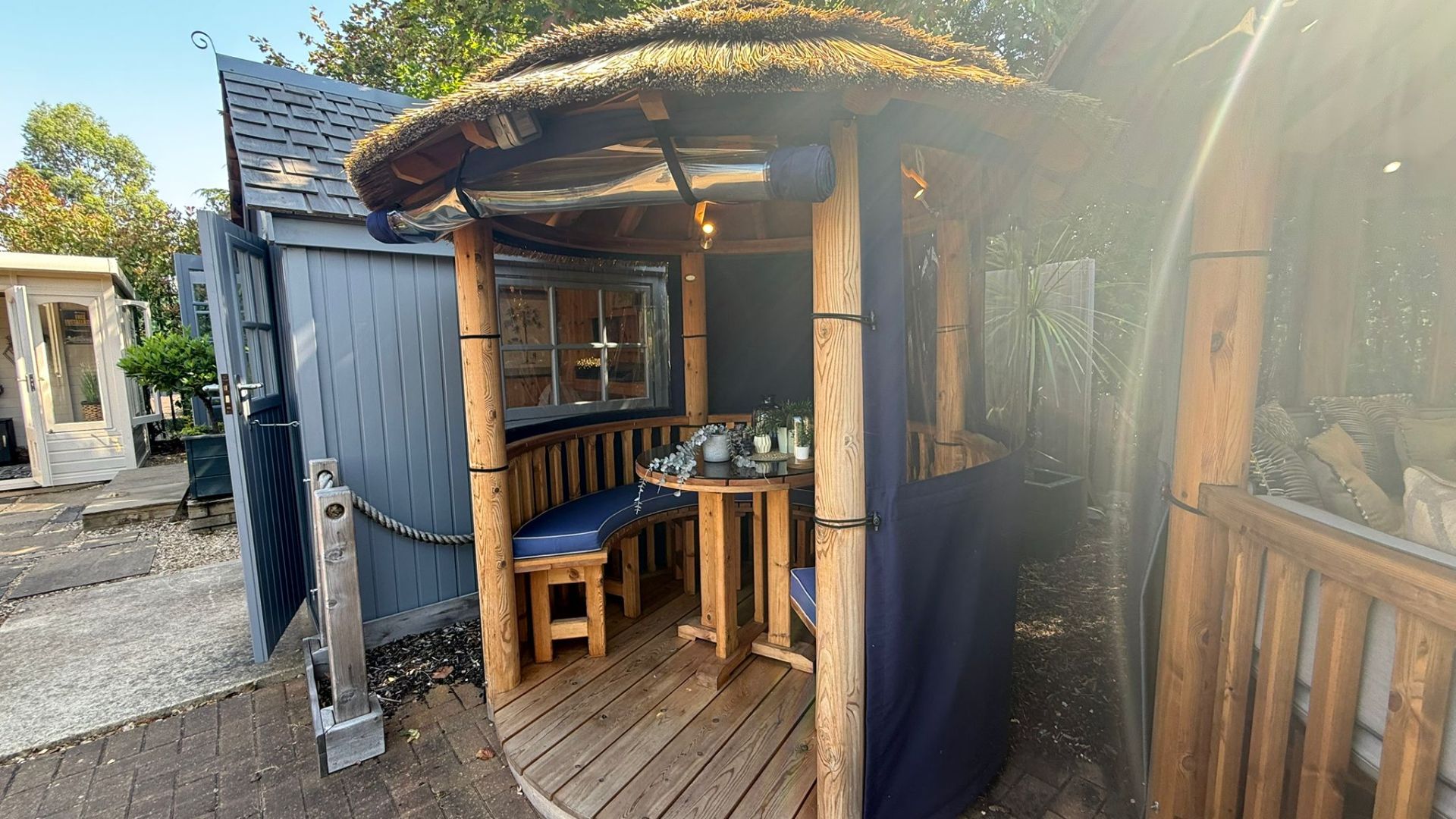 Oasis Ex-Display available at Shepperton (Greater London)
