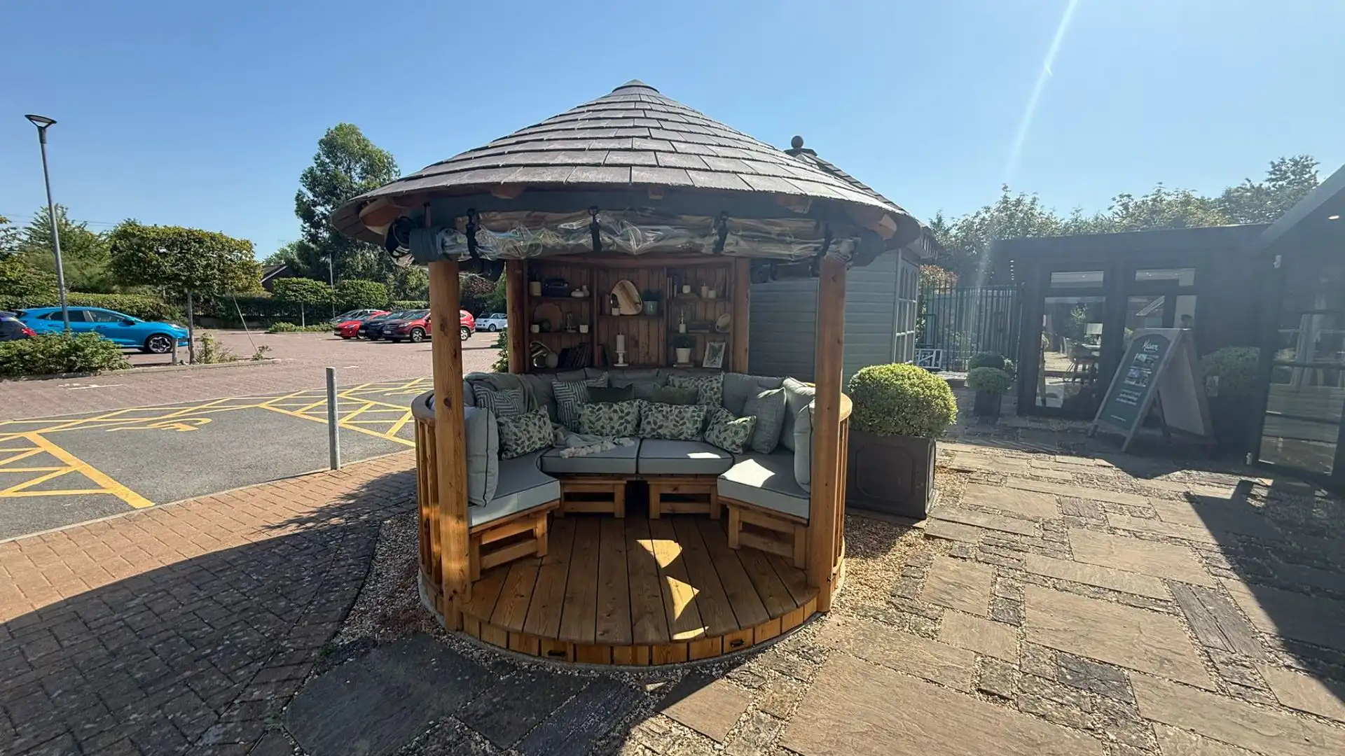 Savannah Ex-Display available at Shepperton (Greater London)