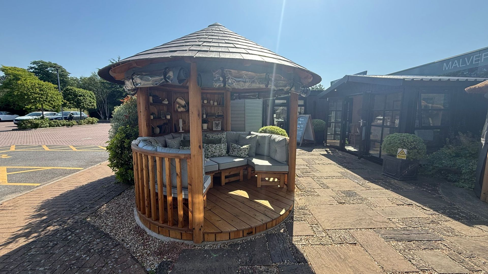 Savannah Ex-Display available at Shepperton (Greater London)