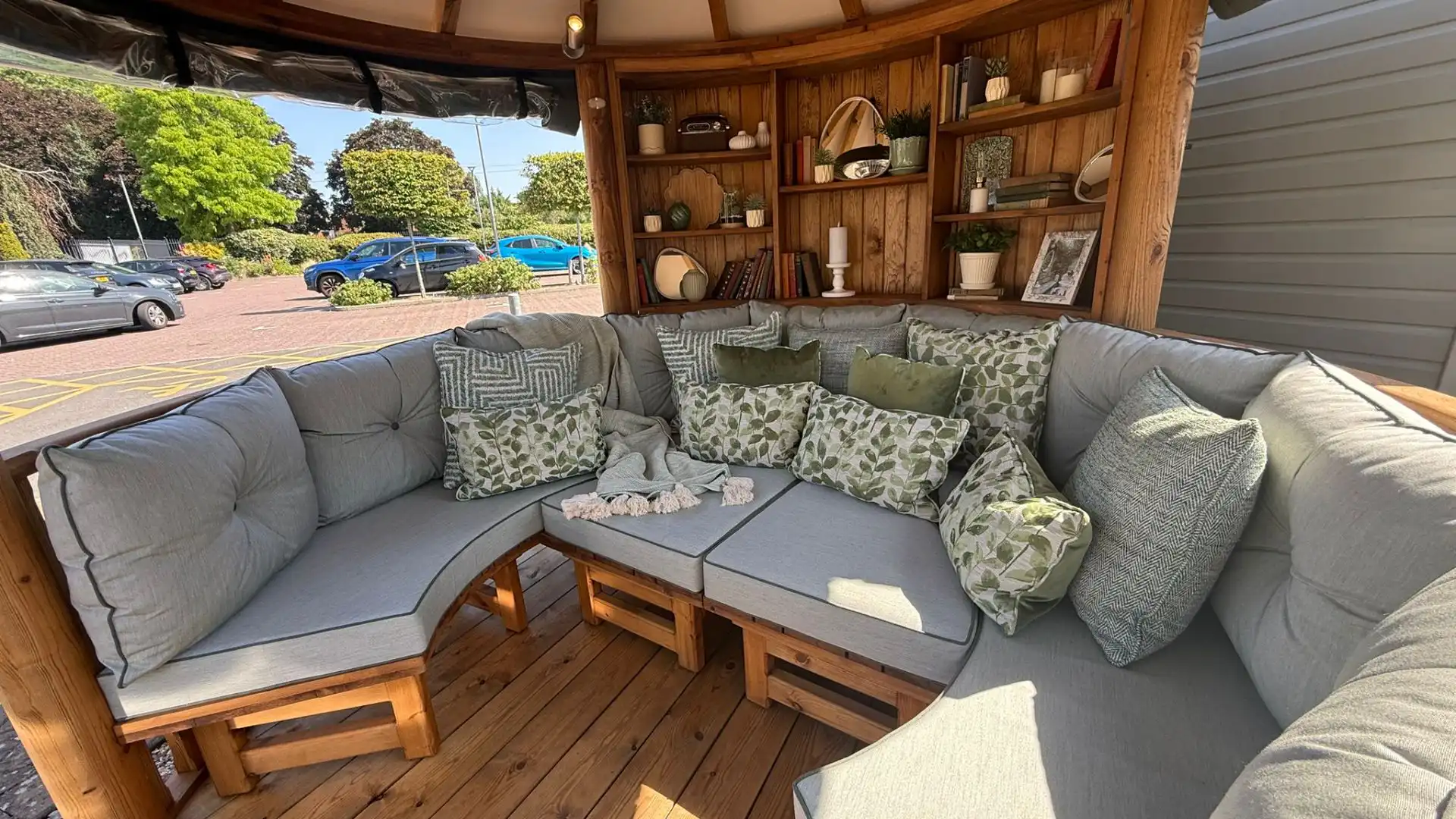 Savannah Ex-Display available at Shepperton (Greater London)