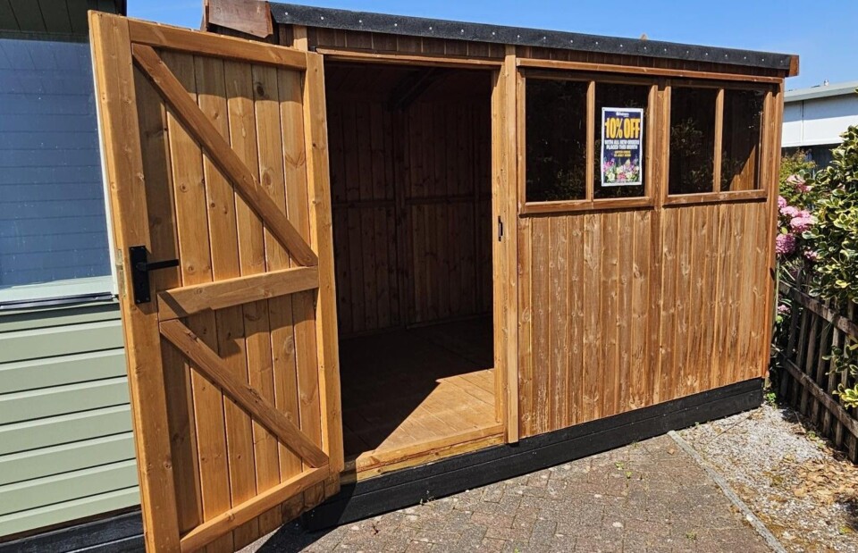 Malvern Heavy Duty Reverse Apex Ex-Display available at Plymouth (Devon)