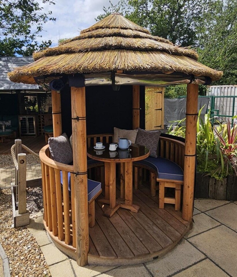 Oasis Ex-Display available at Plymouth (Devon)