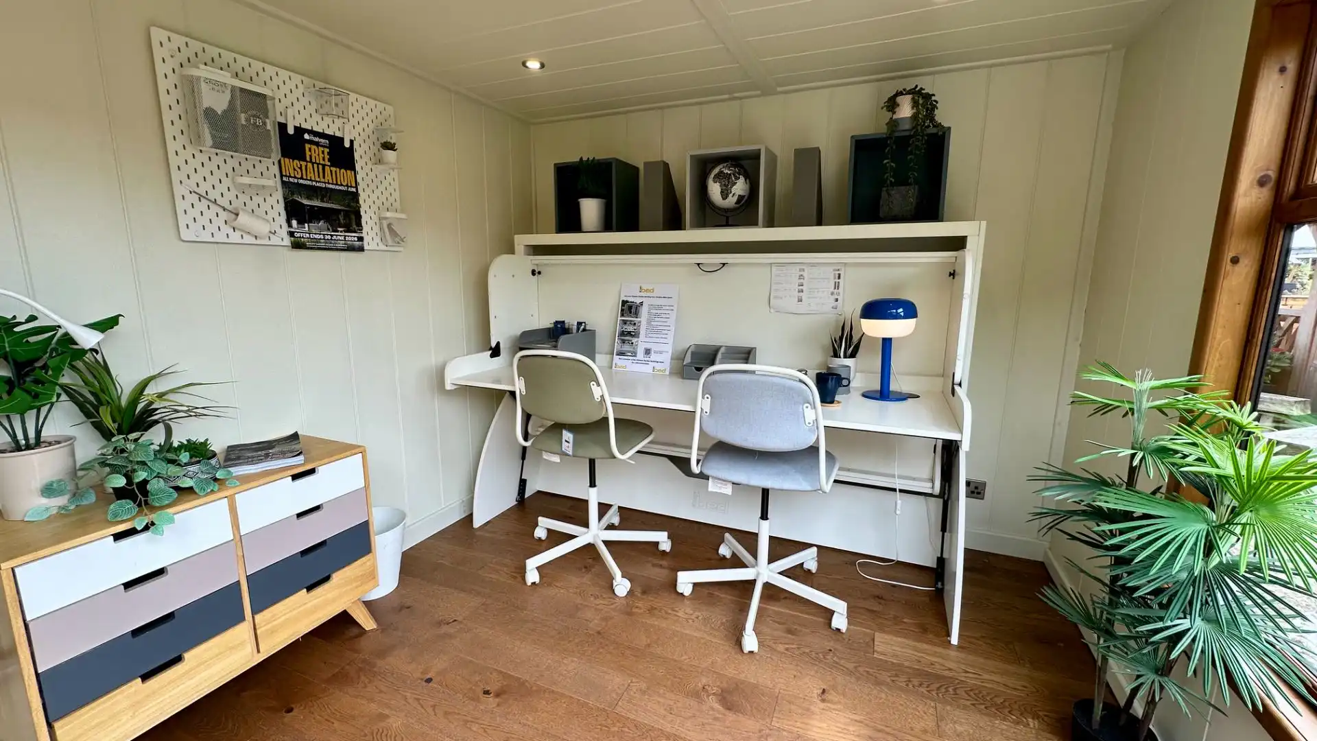Studio Corner Flat Ex-Display available at Abingdon (Oxfordshire)