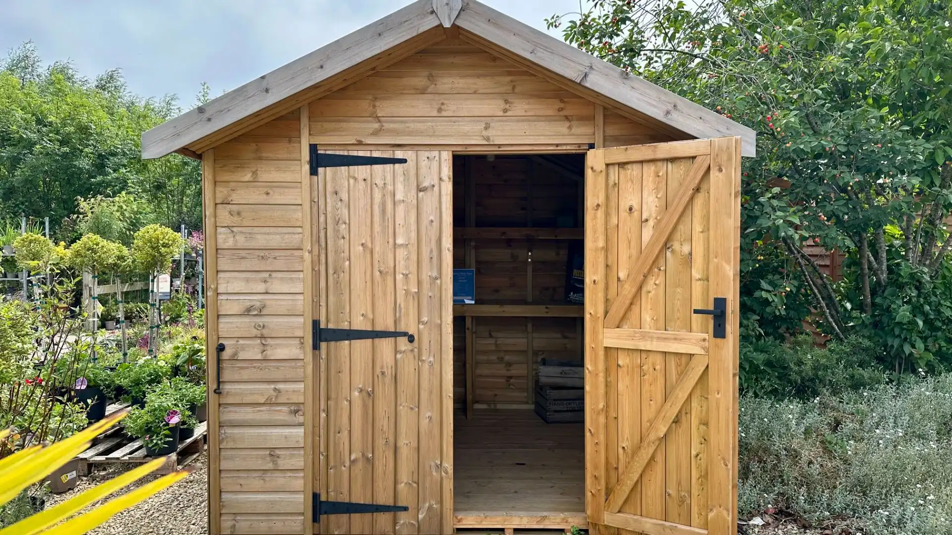 Heavy Duty Apex Shed Ex-Display available at Abingdon (Oxfordshire)