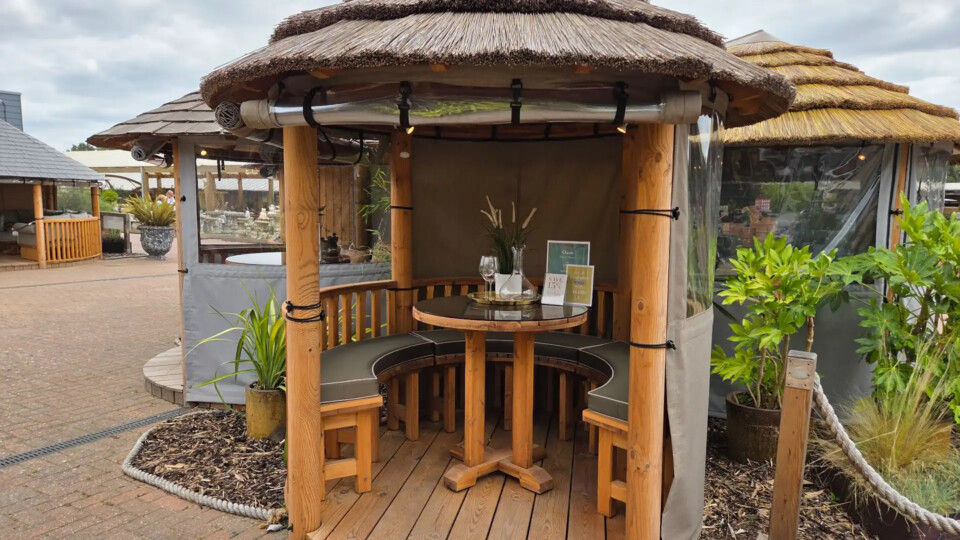 Oasis Ex-Display available at Horsham (Sussex)